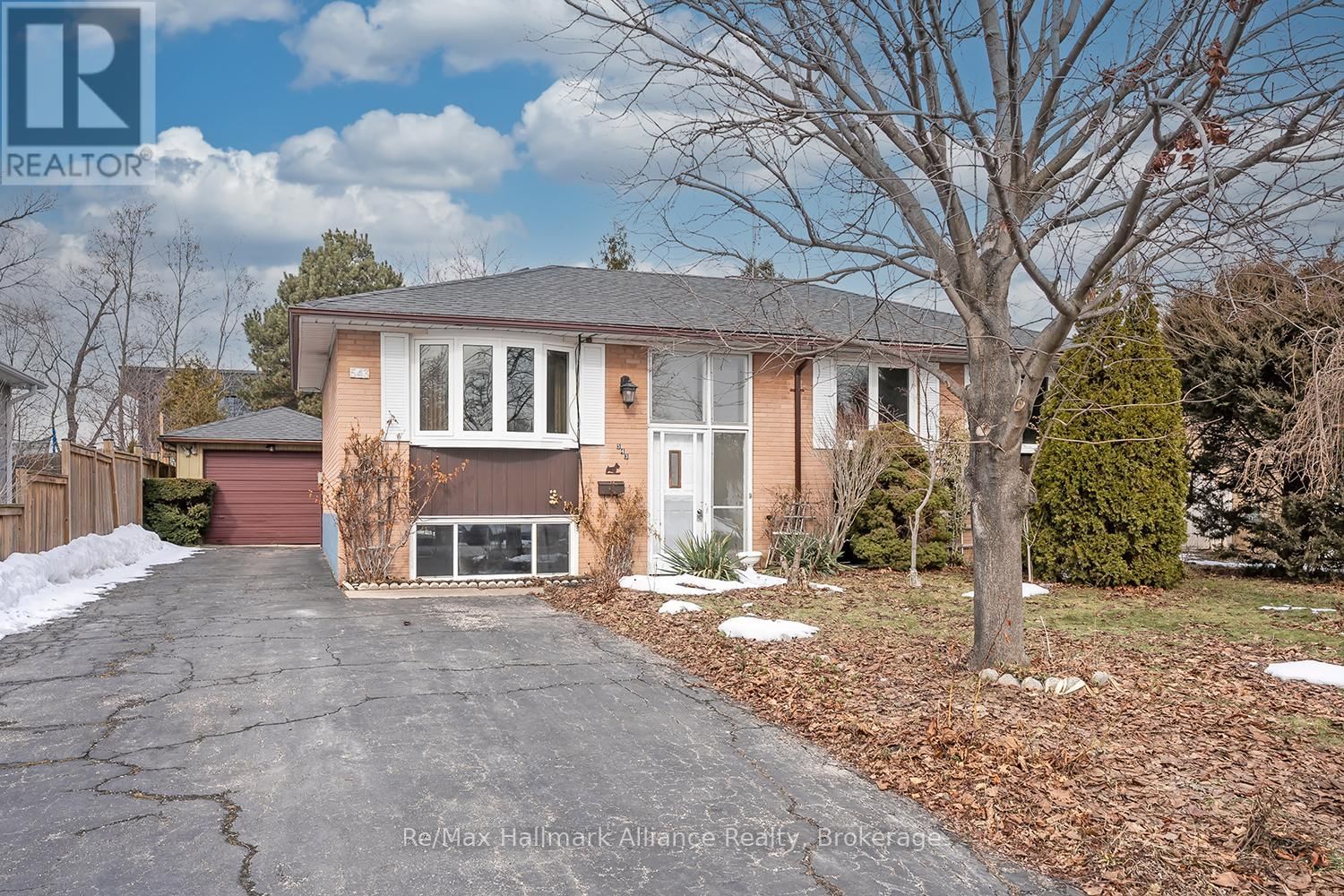 543 PINEGROVE ROAD Image 2