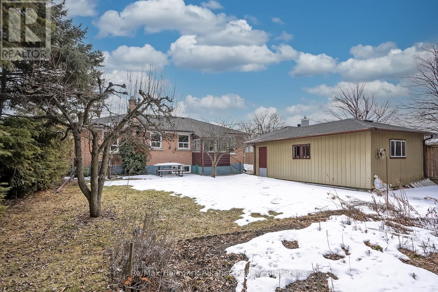 543 PINEGROVE ROAD Image 34