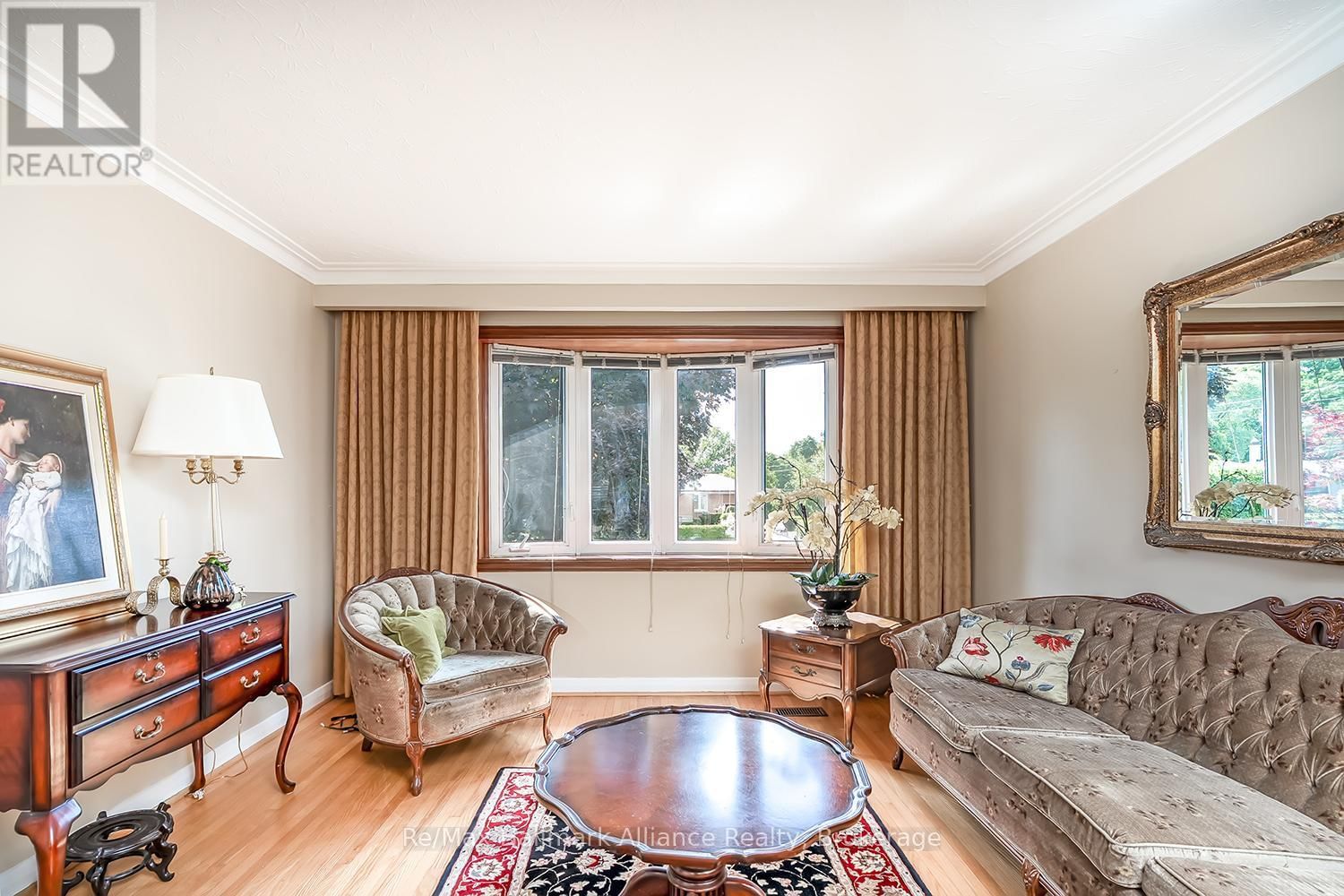 543 PINEGROVE ROAD Image 8