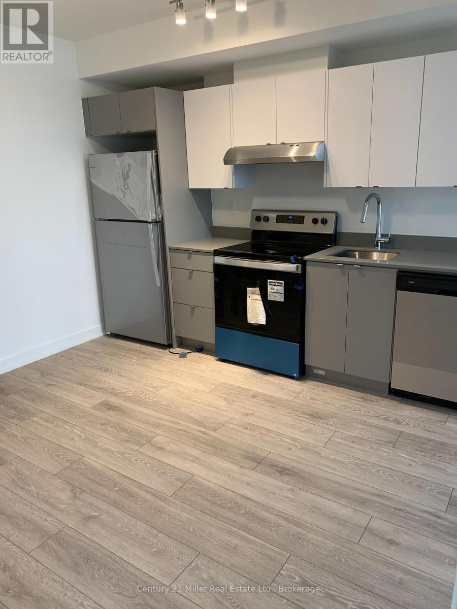 B307 - 3200 DAKOTA COMMON Image 9