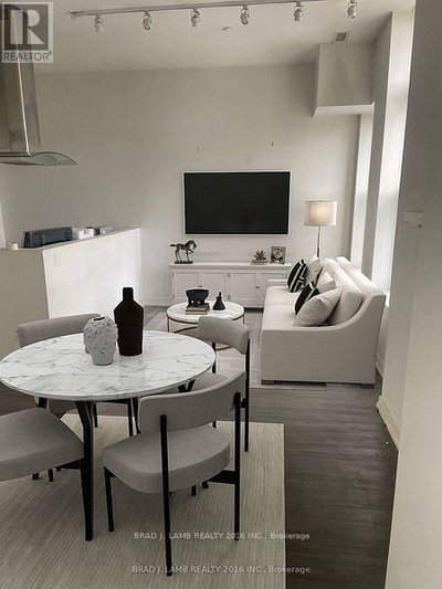 Commercial for Rent in Ontario