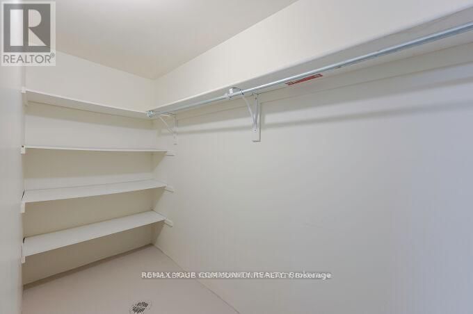 Lower unit - 128 WATSONBROOK DRIVE Image 14