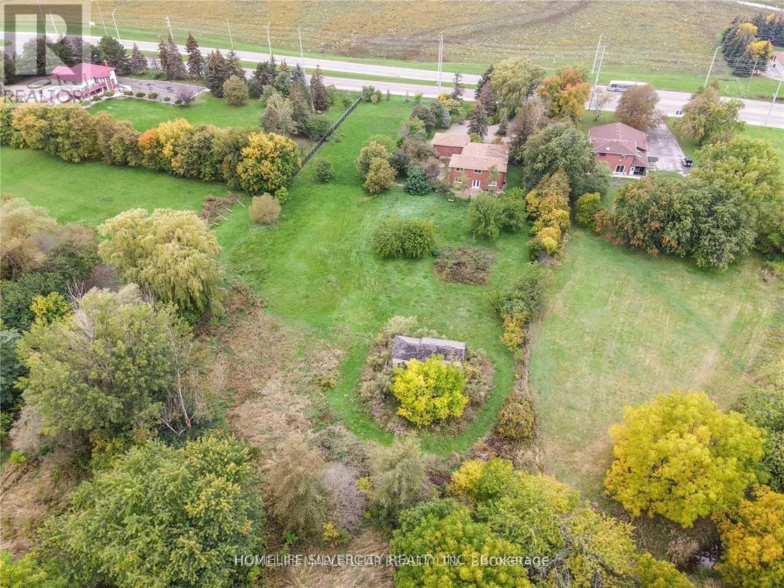 4395 CASTLEMORE ROAD Image 22