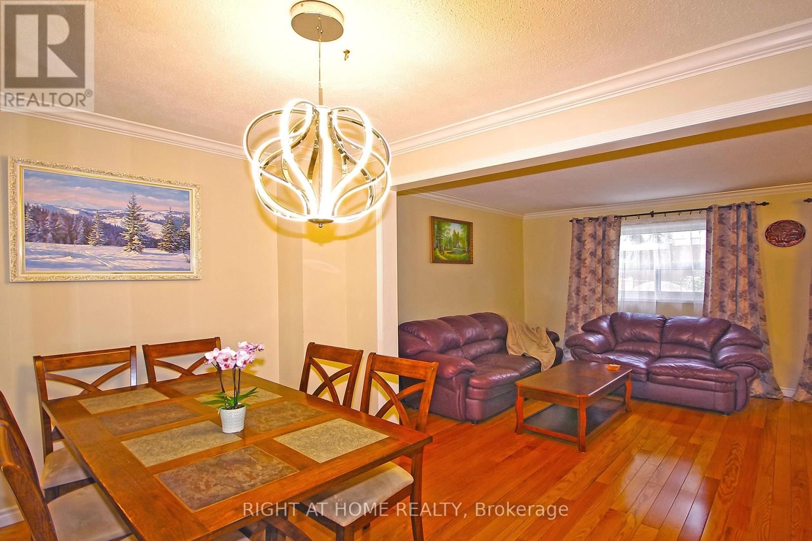 53 - 1055 SHAWNMARR ROAD Image 8