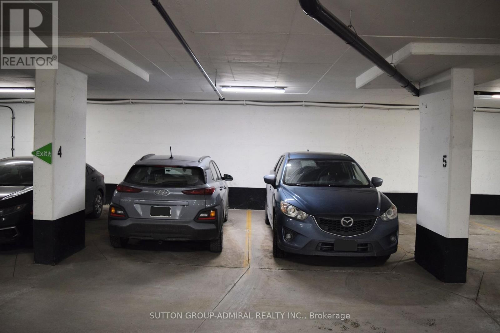 #402 - 160 FLEMINGTON ROAD Image 32