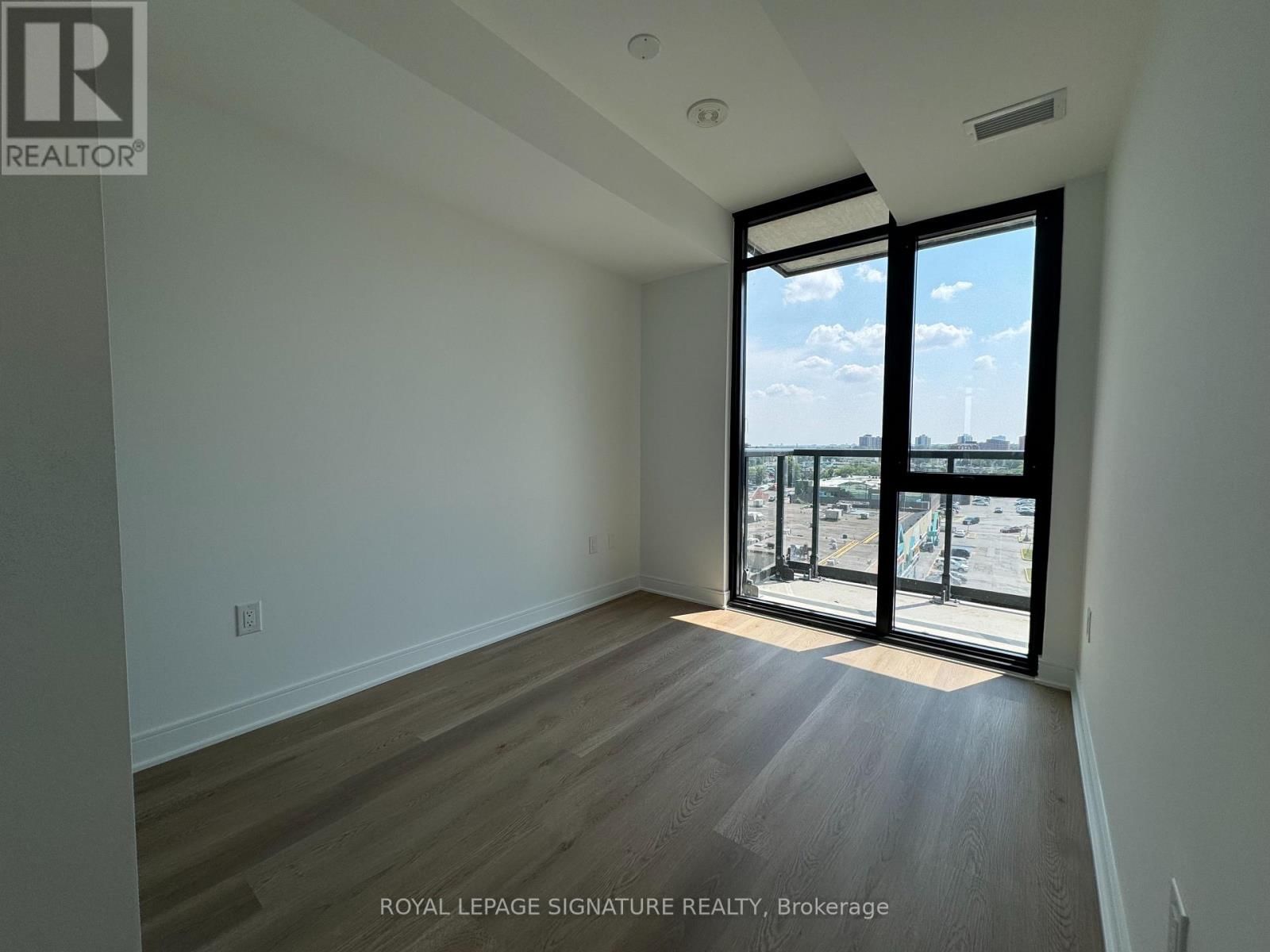 623 - 86 DUNDAS STREET EAST Image 12