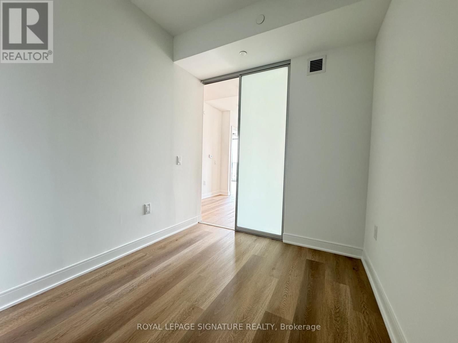 623 - 86 DUNDAS STREET EAST Image 8