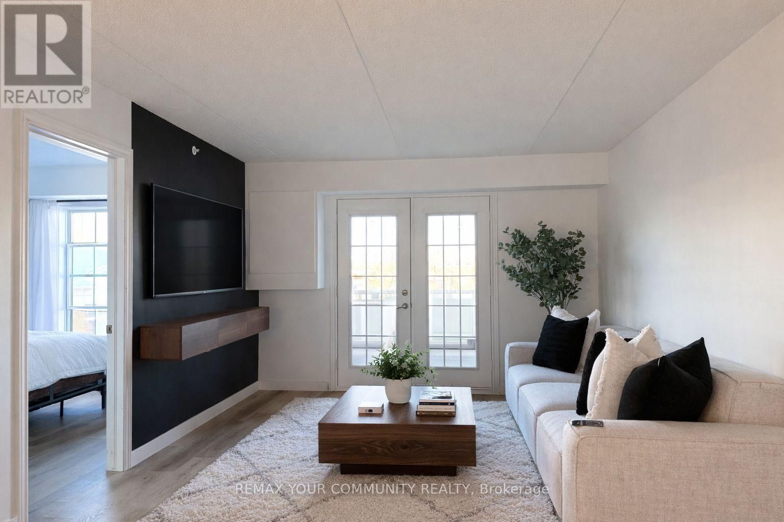 210 - 1800 WALKER'S LINE Image 7