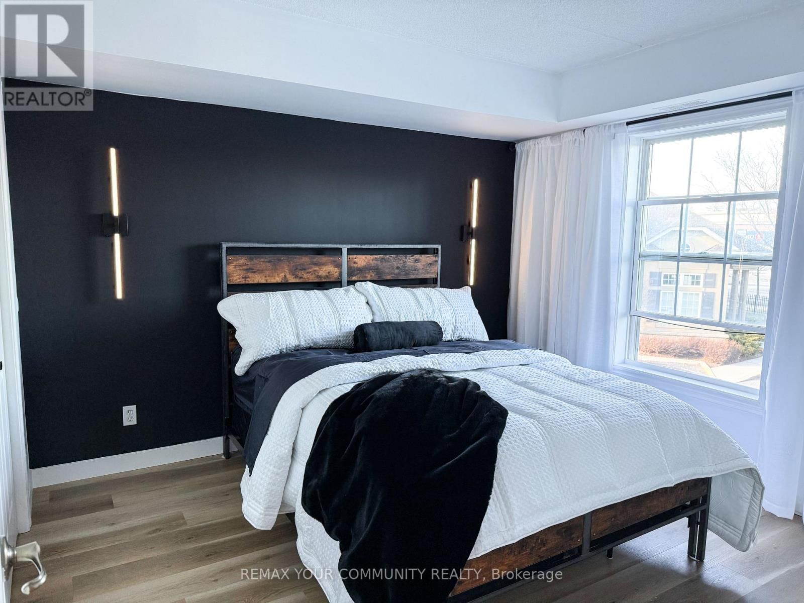 210 - 1800 WALKER'S LINE Image 9