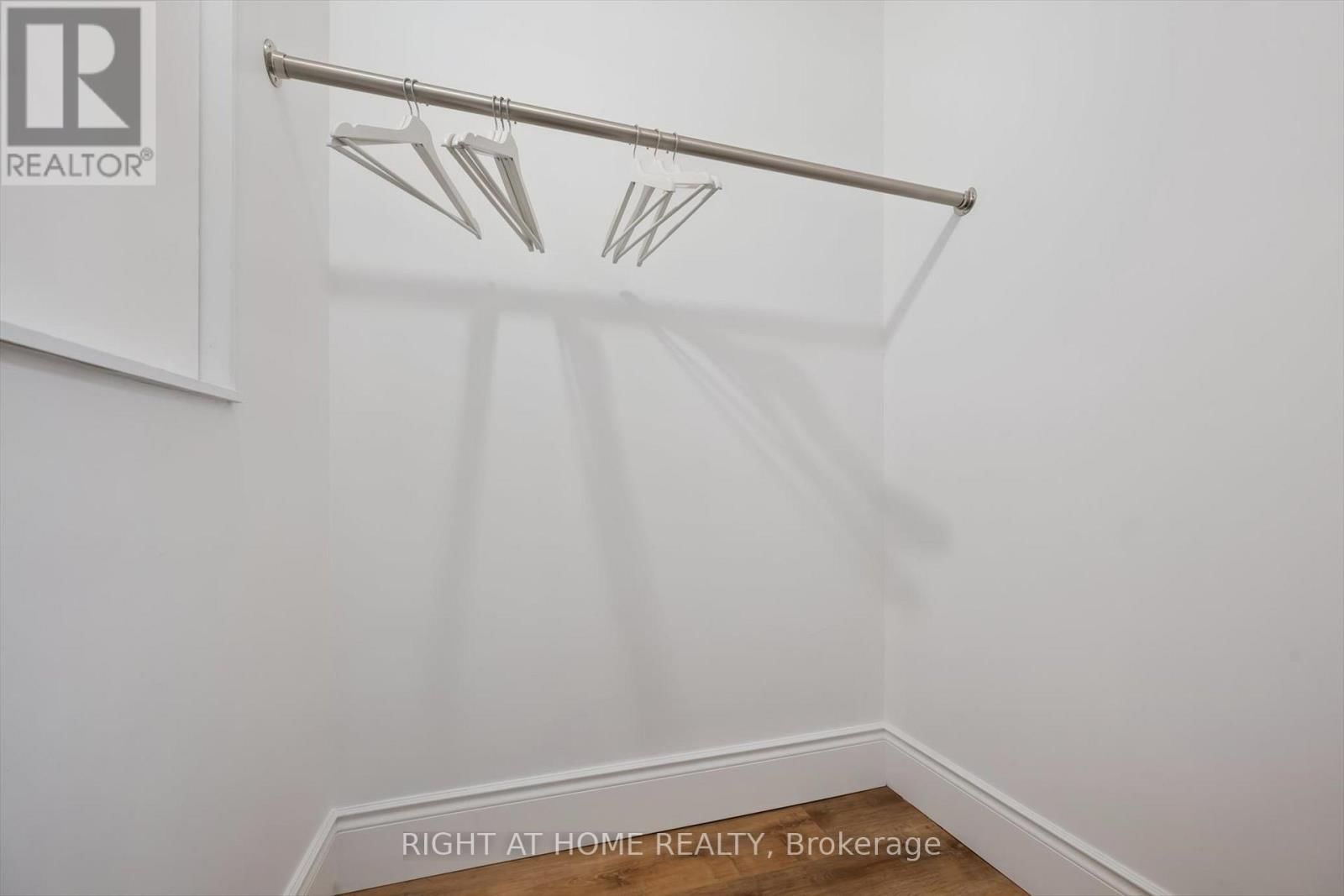 1 AUBURN AVENUE Image 21