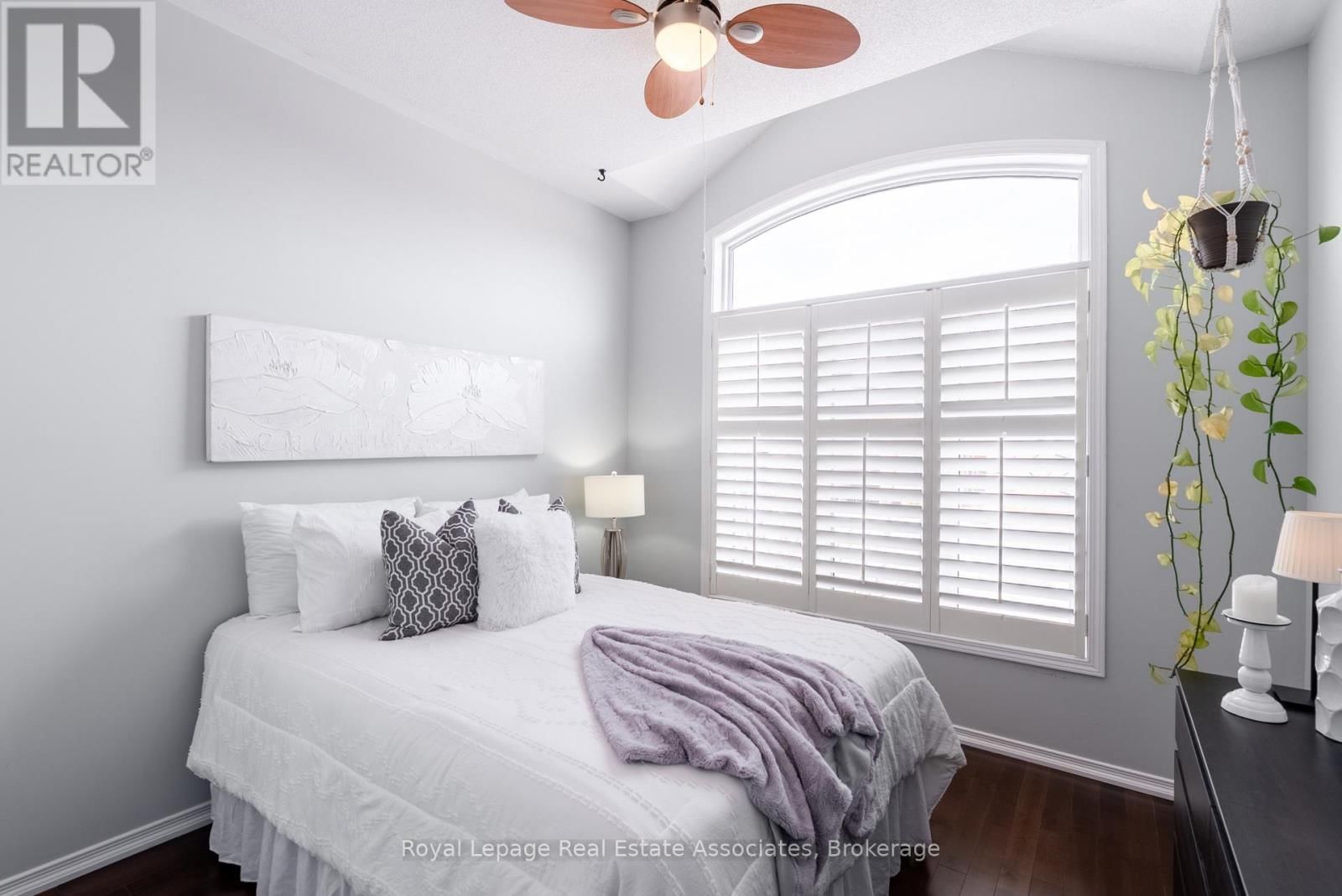 4680 MCLEOD ROAD Image 26