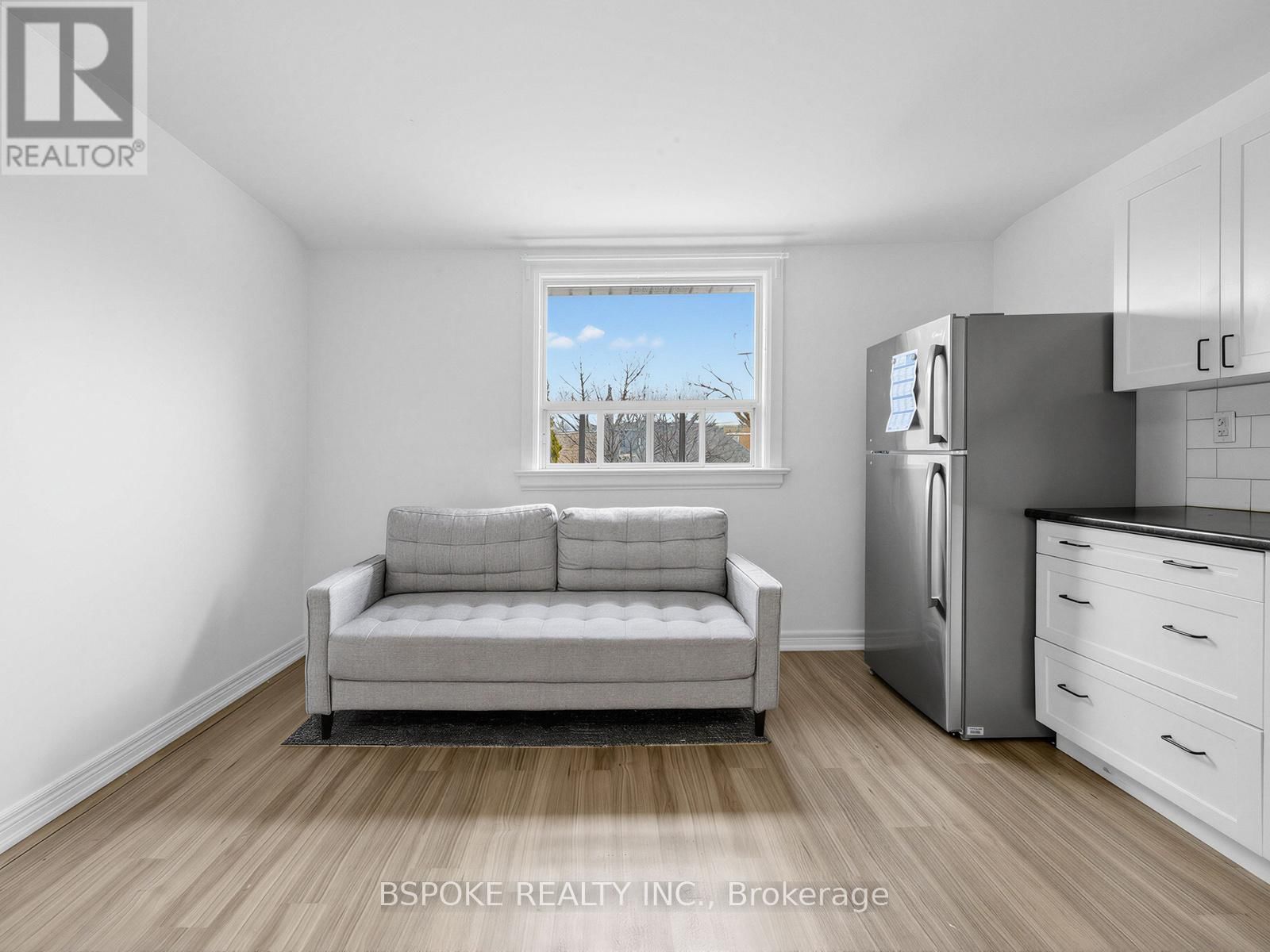 2nd Floor - 142 SILVERTHORN AVENUE Image 10