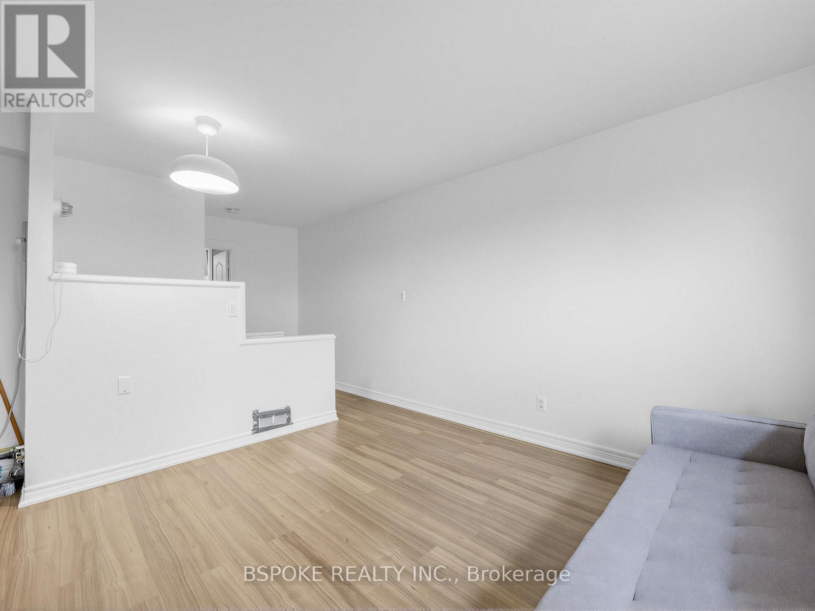 2nd Floor - 142 SILVERTHORN AVENUE Image 8