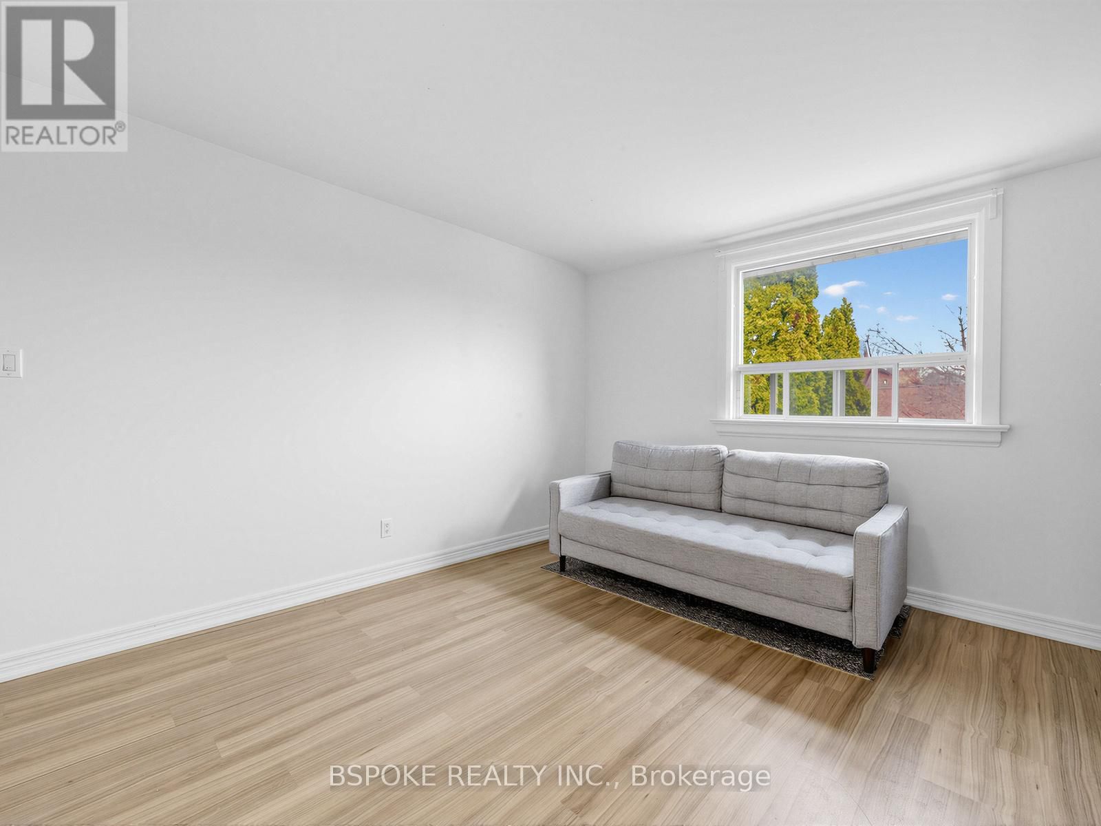 2nd Floor - 142 SILVERTHORN AVENUE Image 9