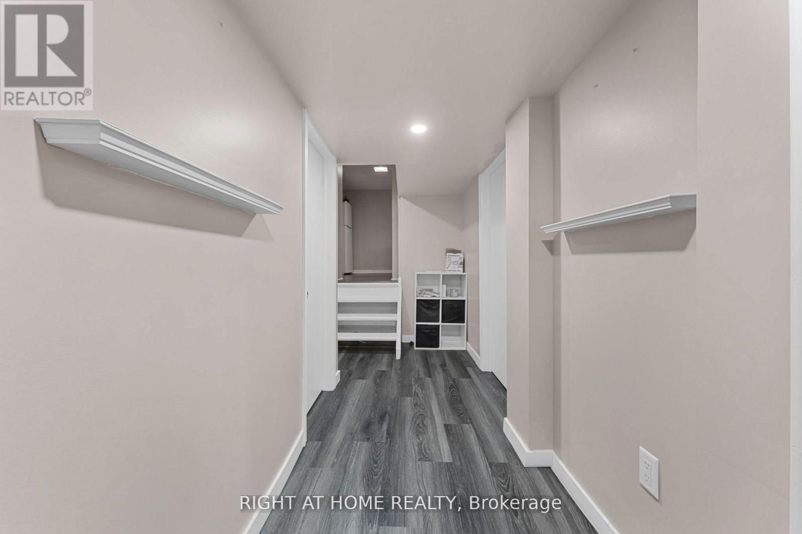 19 DUNSANY CRESCENT Image 33