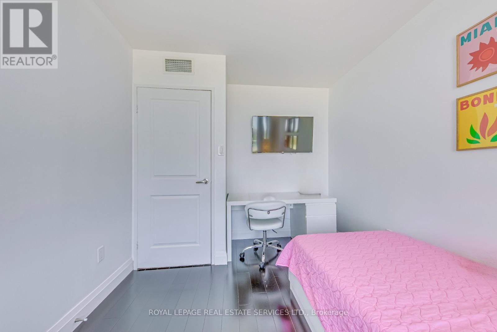 1607 - 2045 LAKE SHORE BOULEVARD WEST Image 22