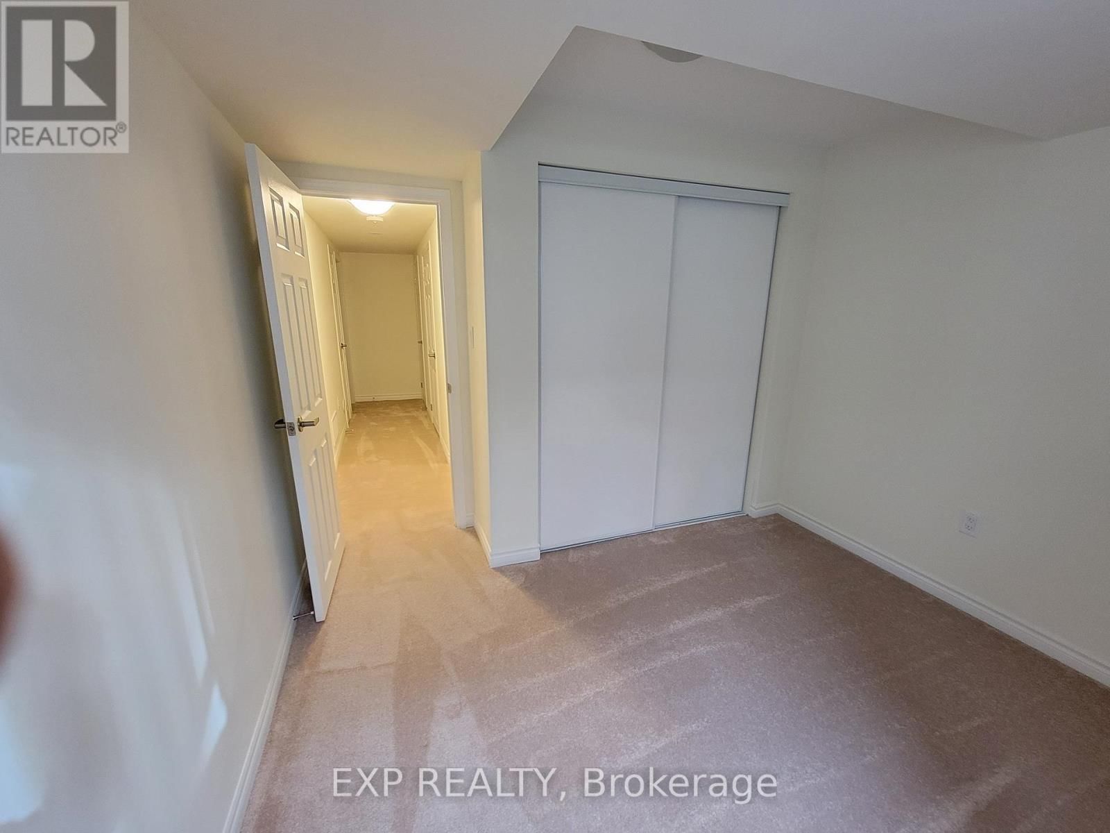 6 - 240 LAGERFELD DRIVE Image 17