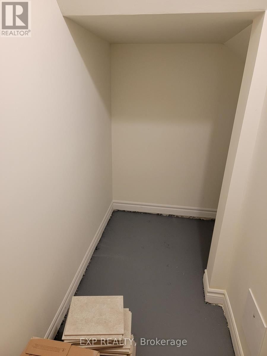 6 - 240 LAGERFELD DRIVE Image 20