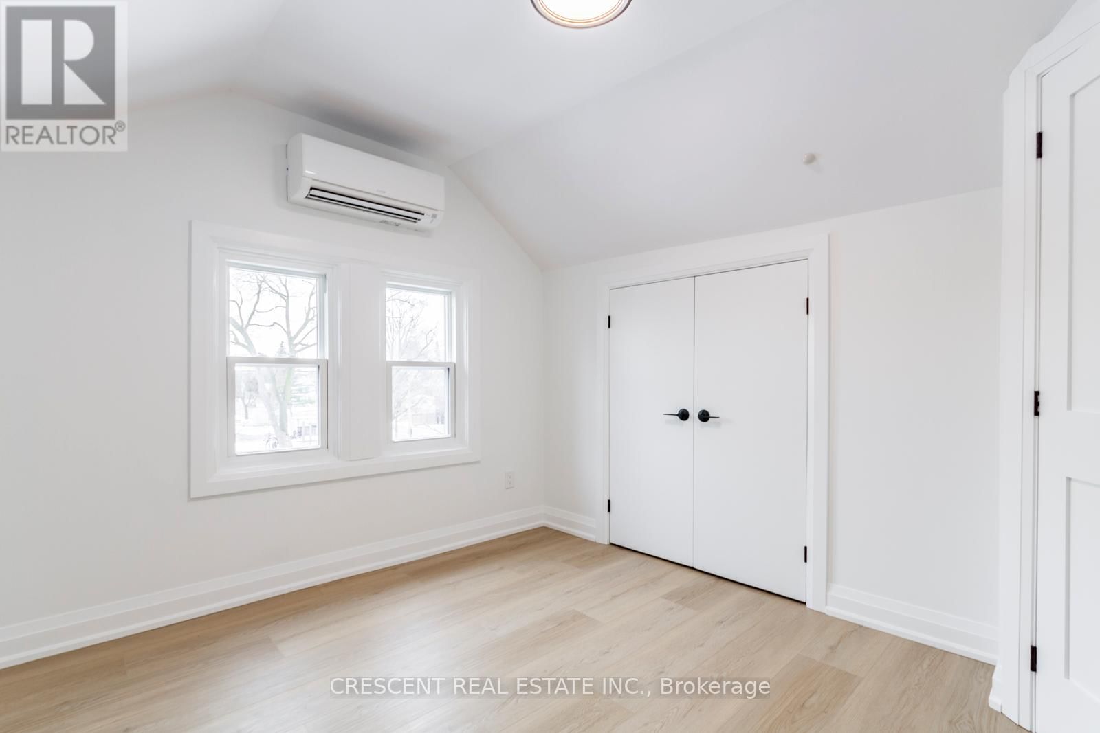 3rd Floor - 180 QUEENS DRIVE Image 25