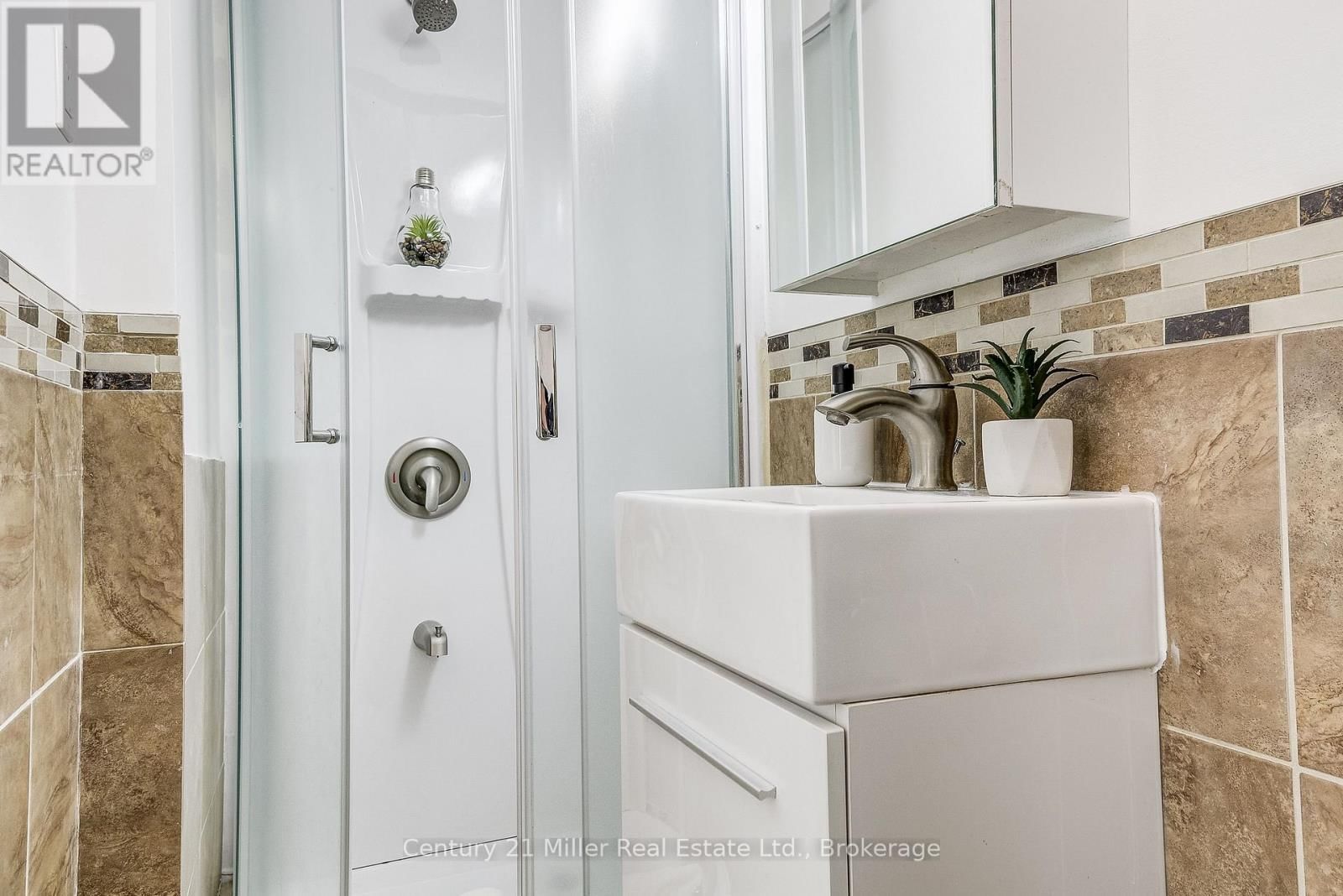 131 - 2315 BROMSGROVE ROAD Image 4