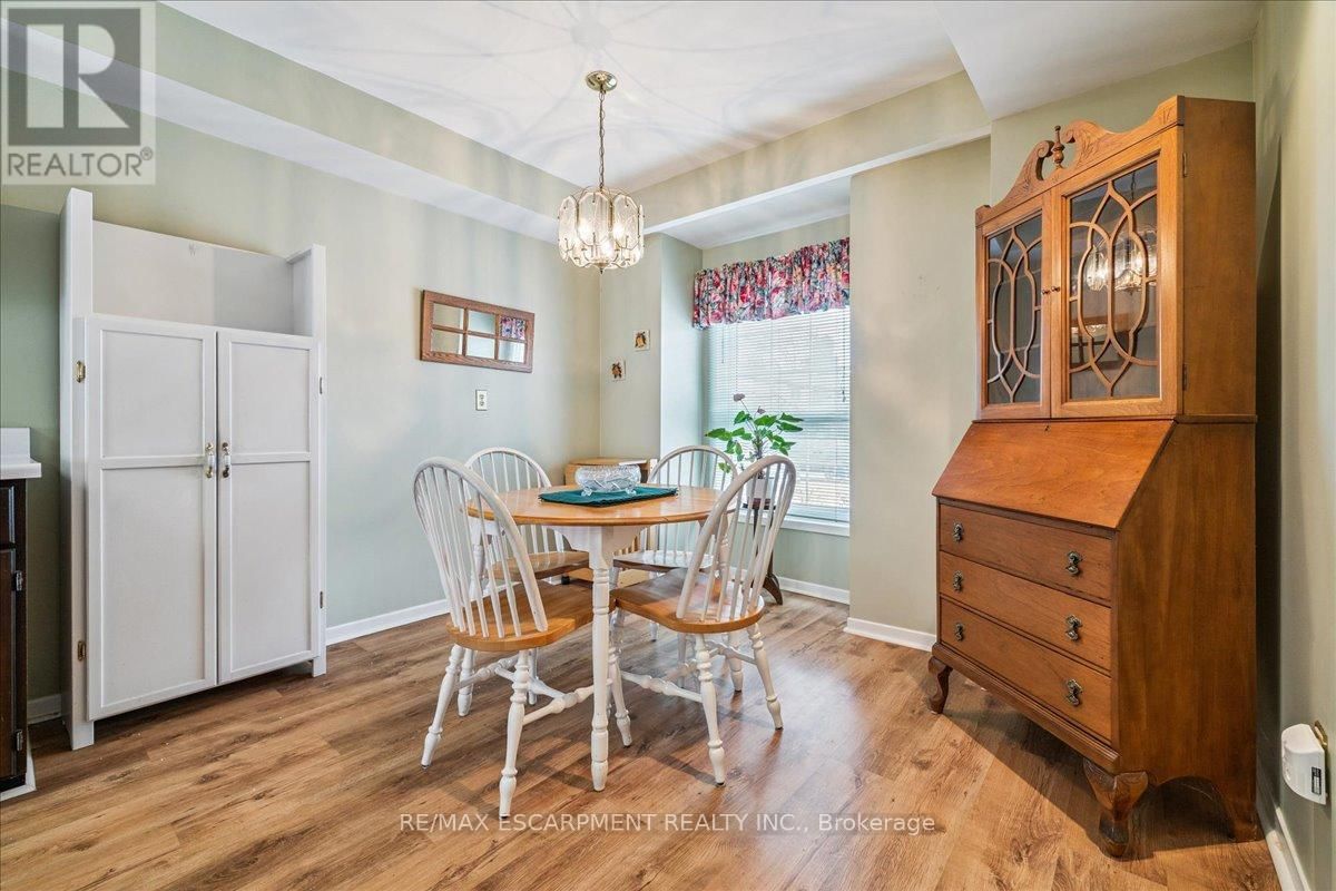 72 - 3025 GLENCREST ROAD Image 14