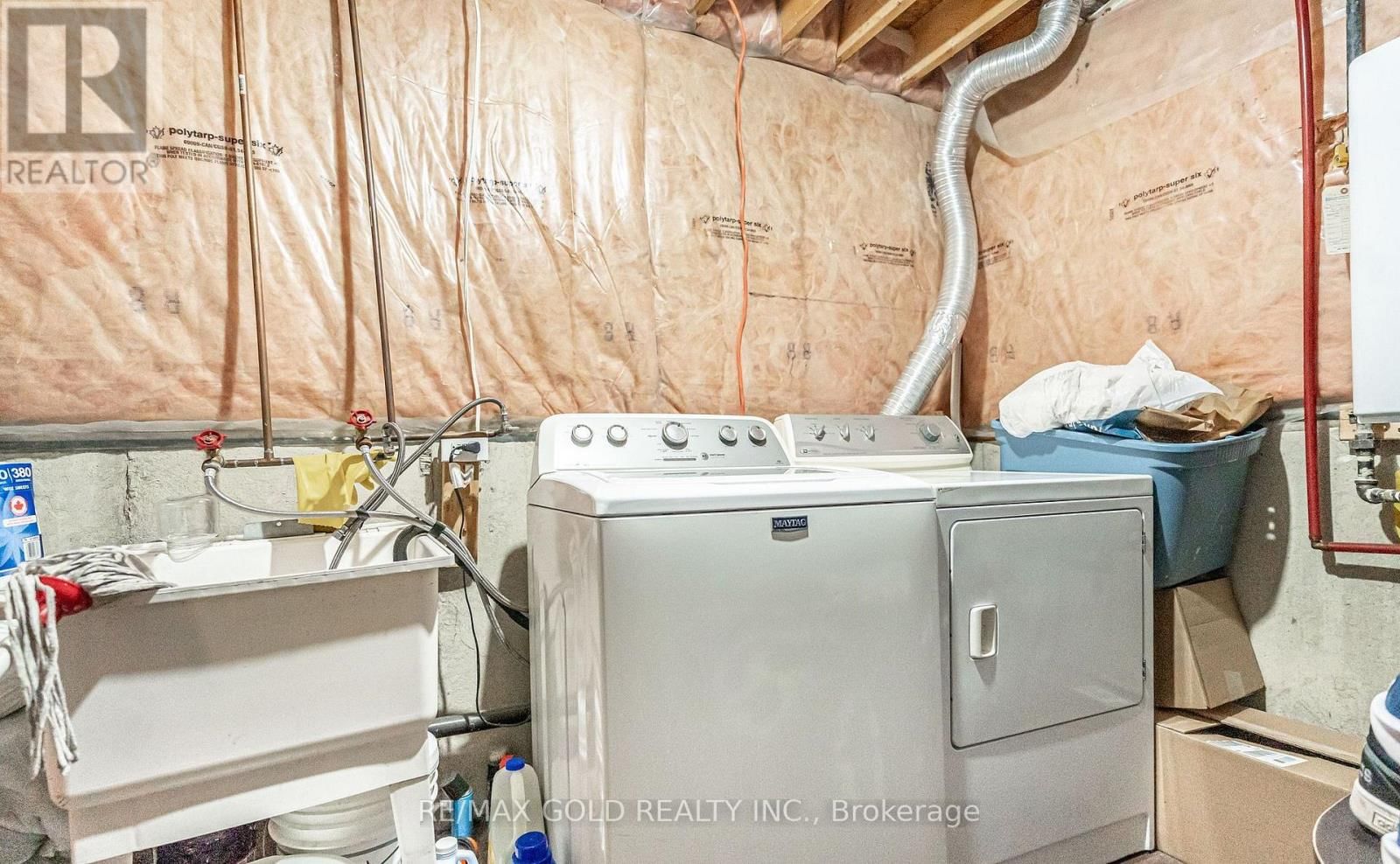 2 ZIMMER STREET Image 43