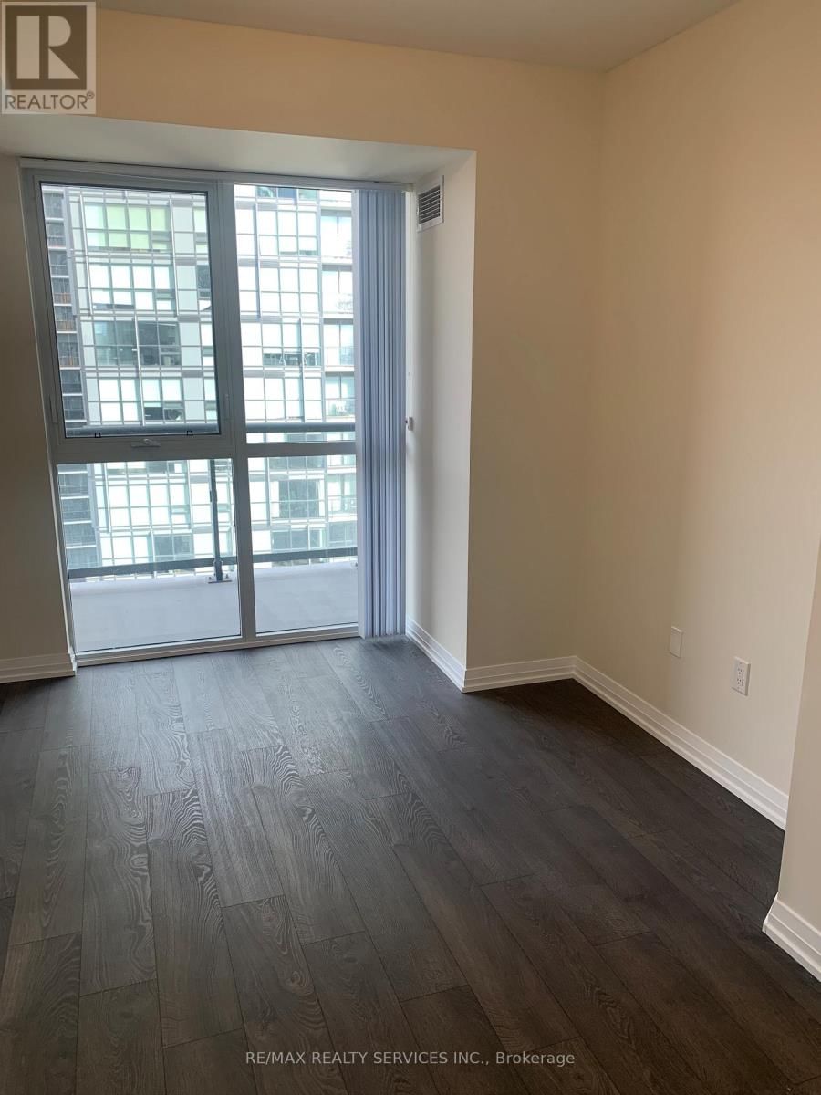 1310 - 50 THOMAS RILEY ROAD Image 15