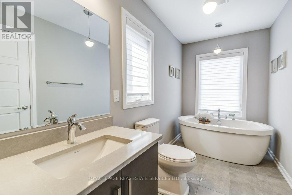 143 GROVEWOOD COMMON Image 20