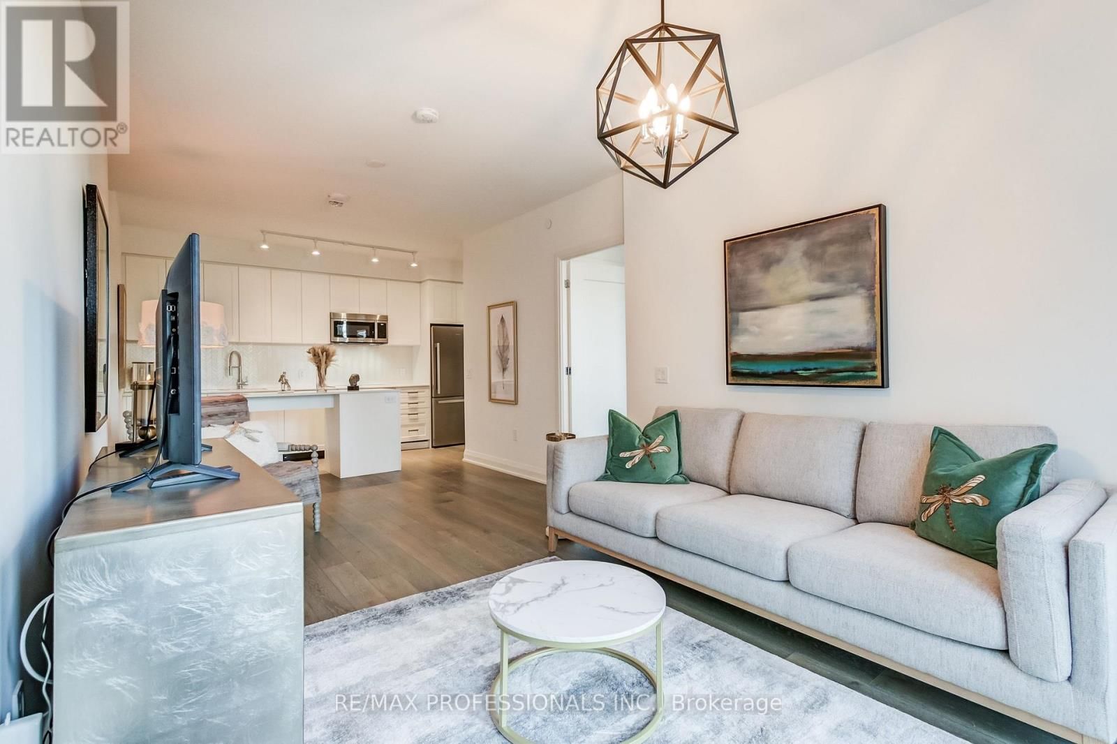 223 - 293 THE KINGSWAY Image 19