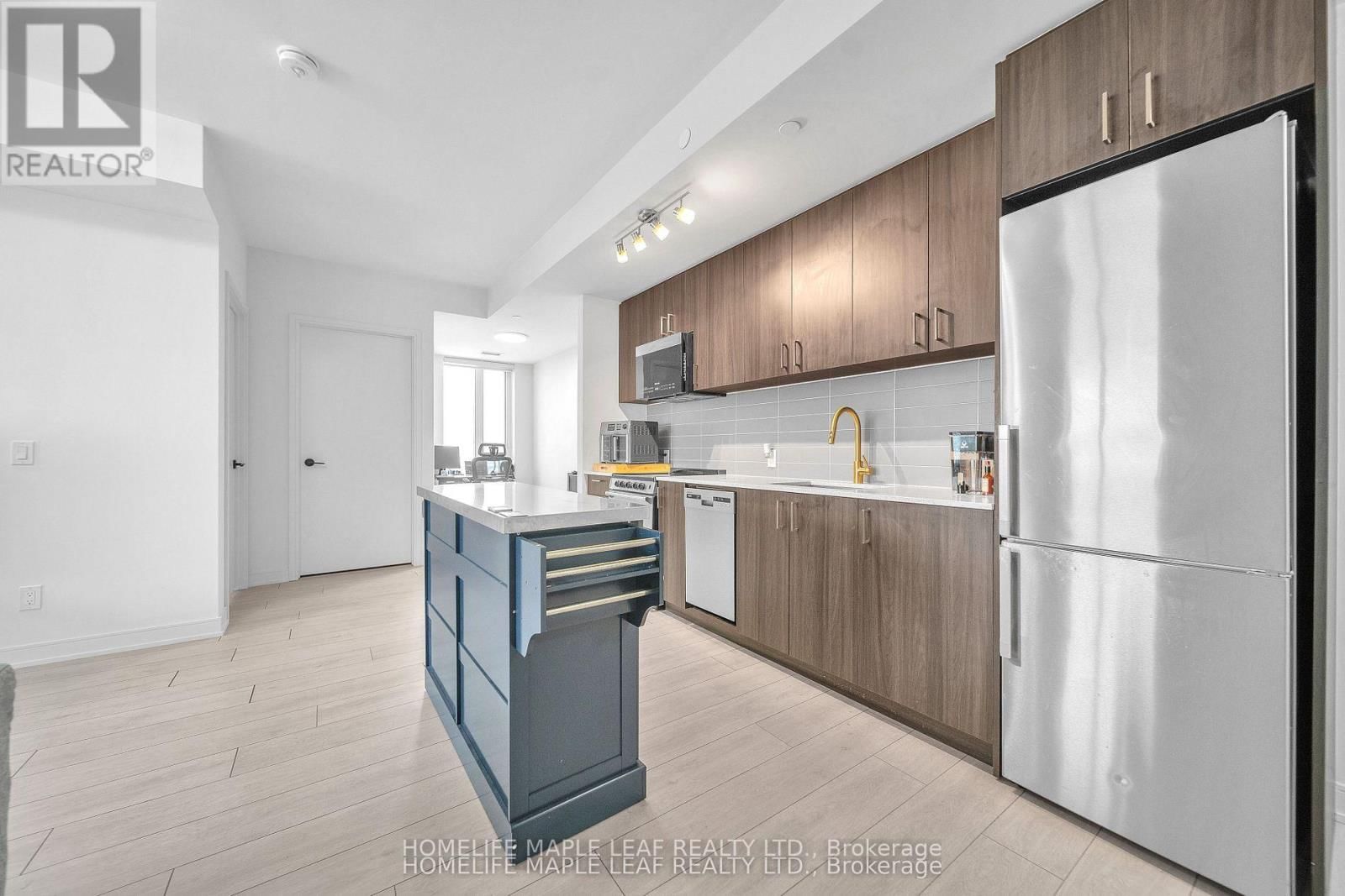 1402 - 8010 DERRY ROAD Image 20