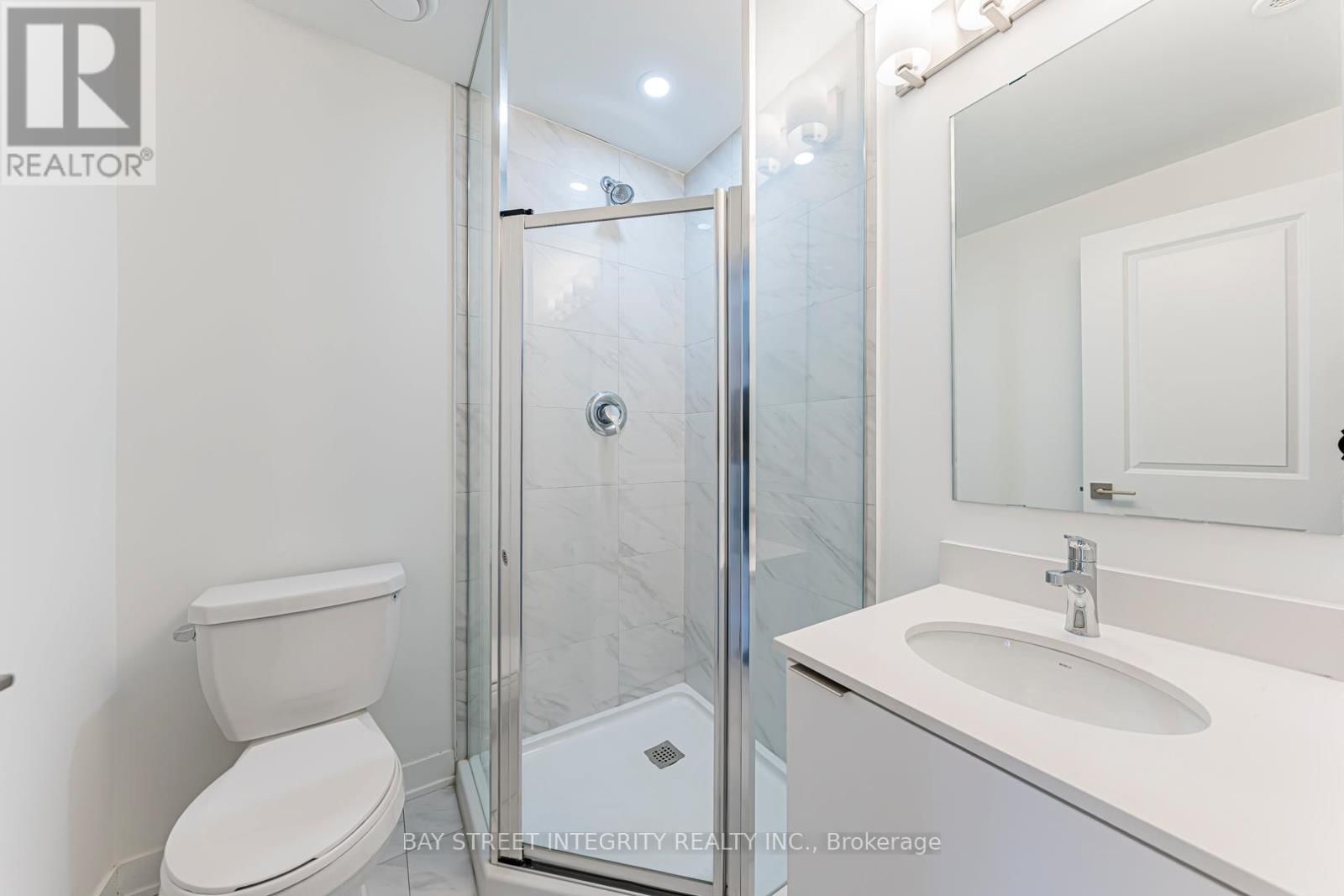 7 - 4045 HICKORY DRIVE Image 37