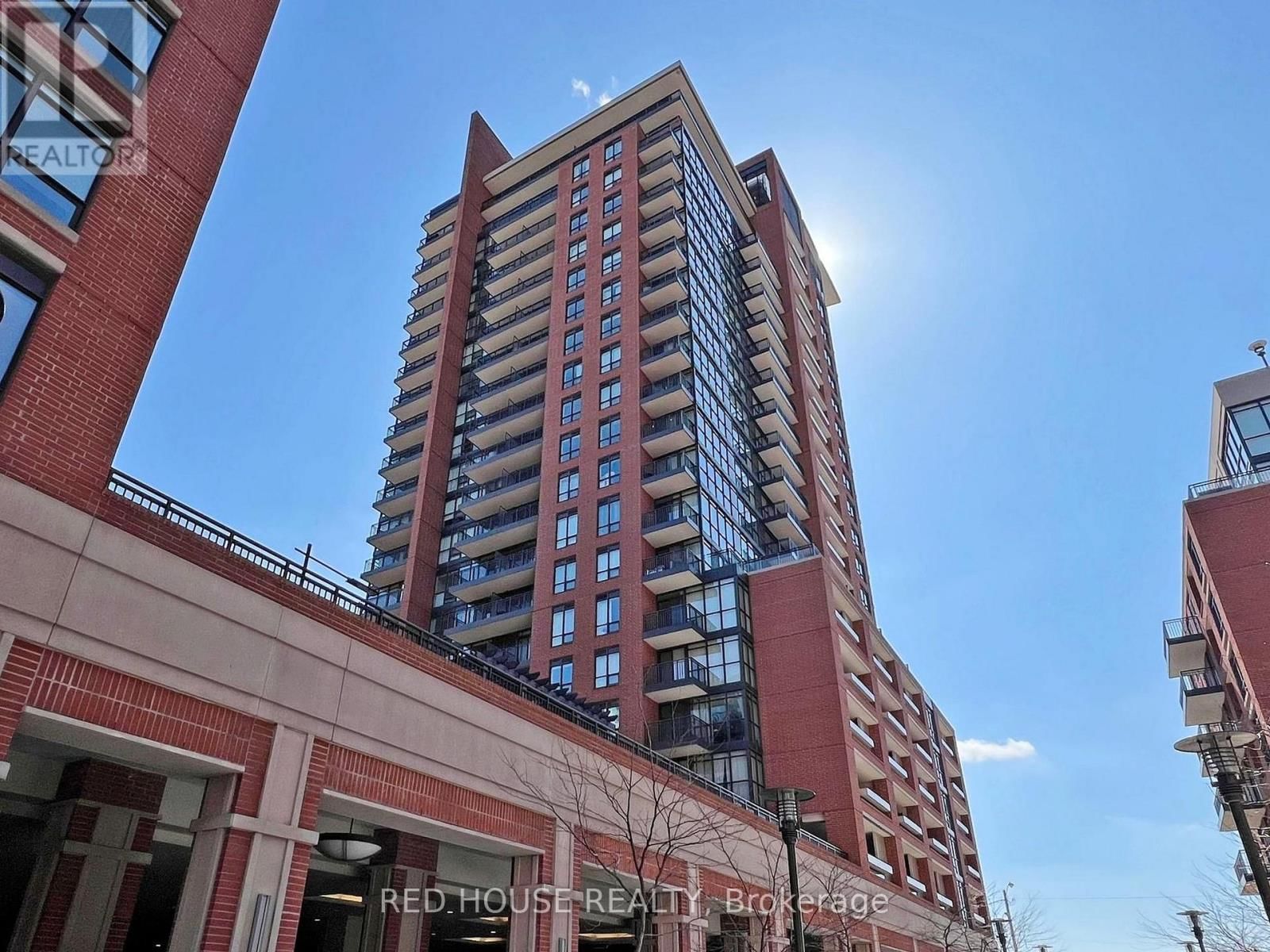 1315 - 800 LAWRENCE AVENUE WEST Image 1