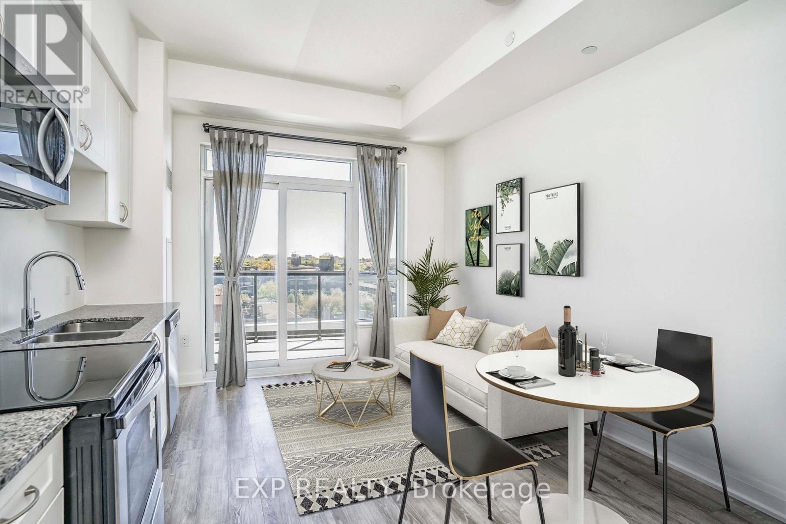 605 - 2800 KEELE STREET Image 15