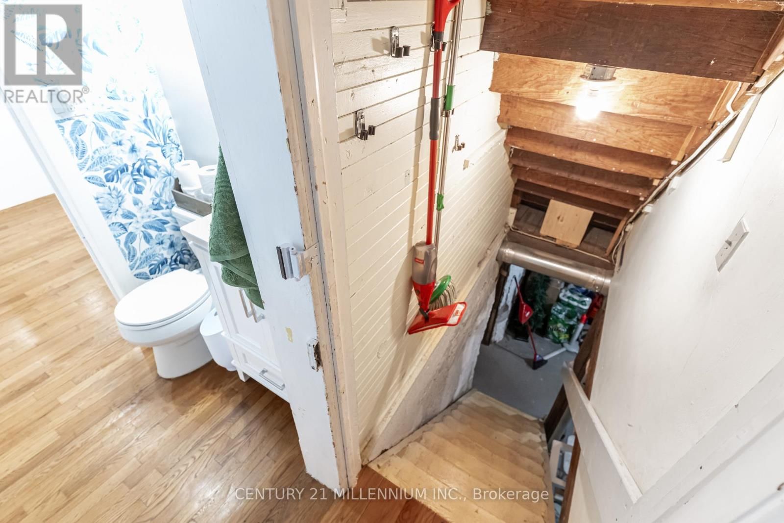 15614 MCLAUGHLIN ROAD Image 22