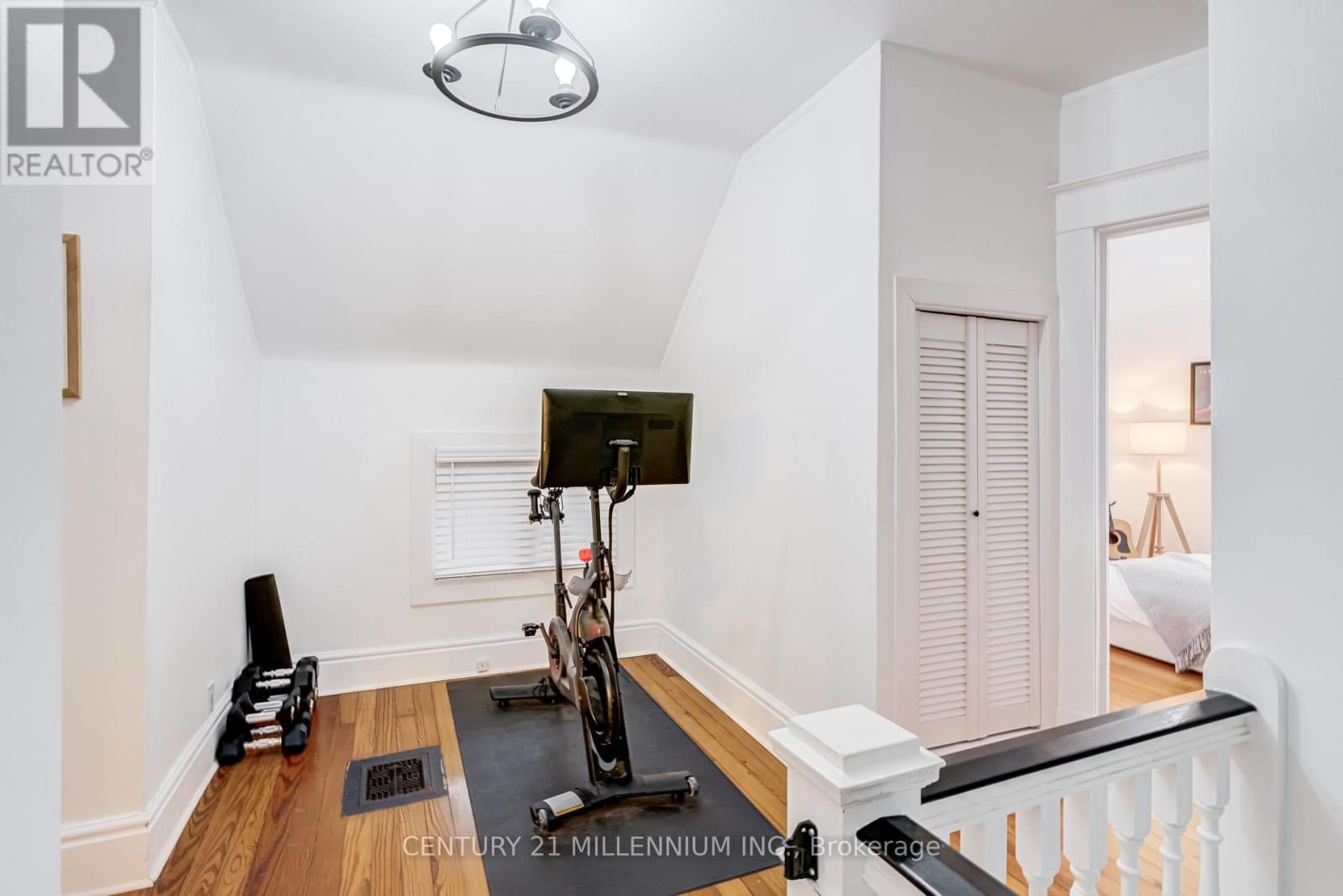 15614 MCLAUGHLIN ROAD Image 24