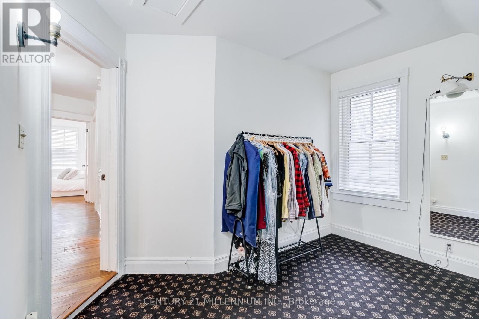 15614 MCLAUGHLIN ROAD Image 33