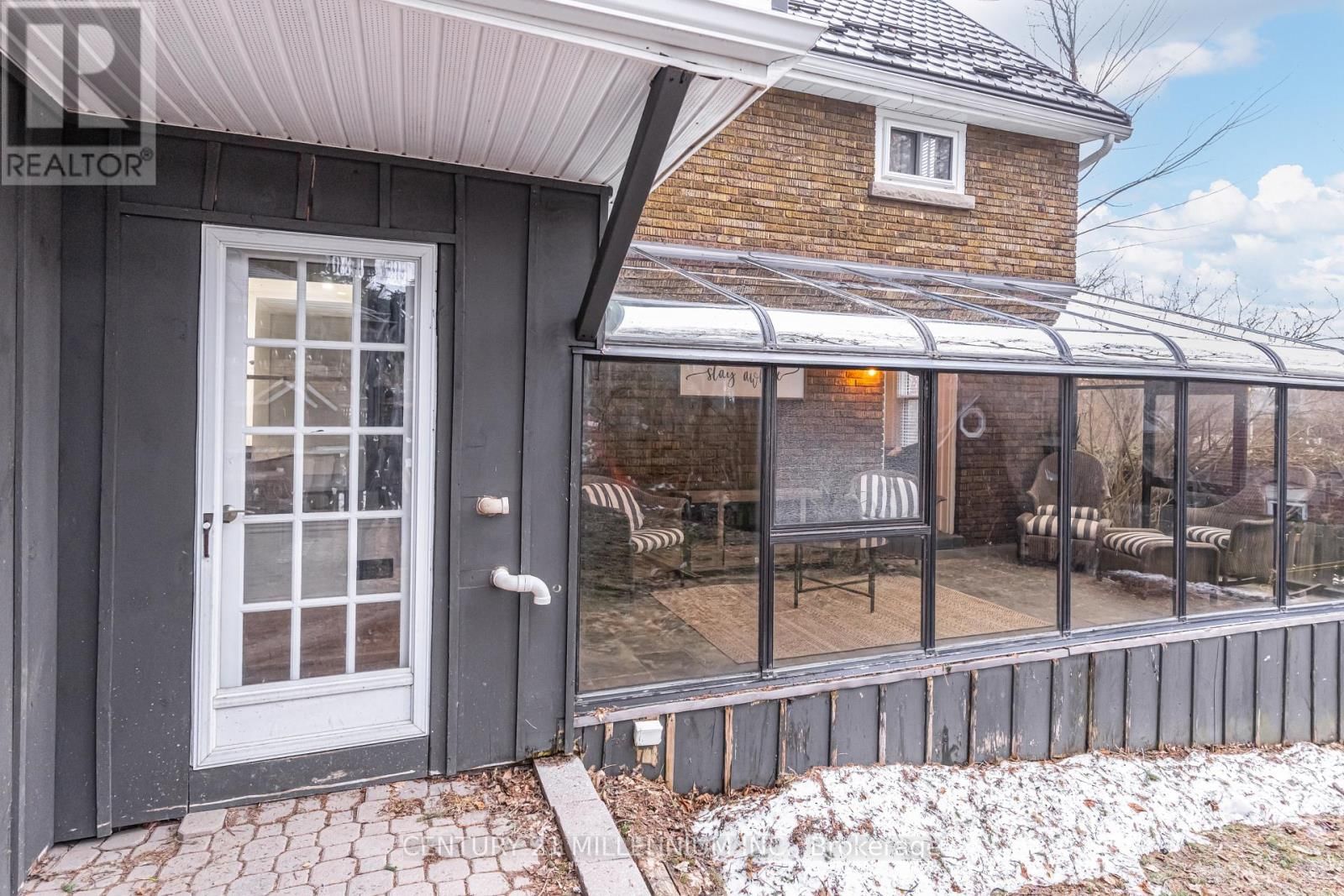 15614 MCLAUGHLIN ROAD Image 37