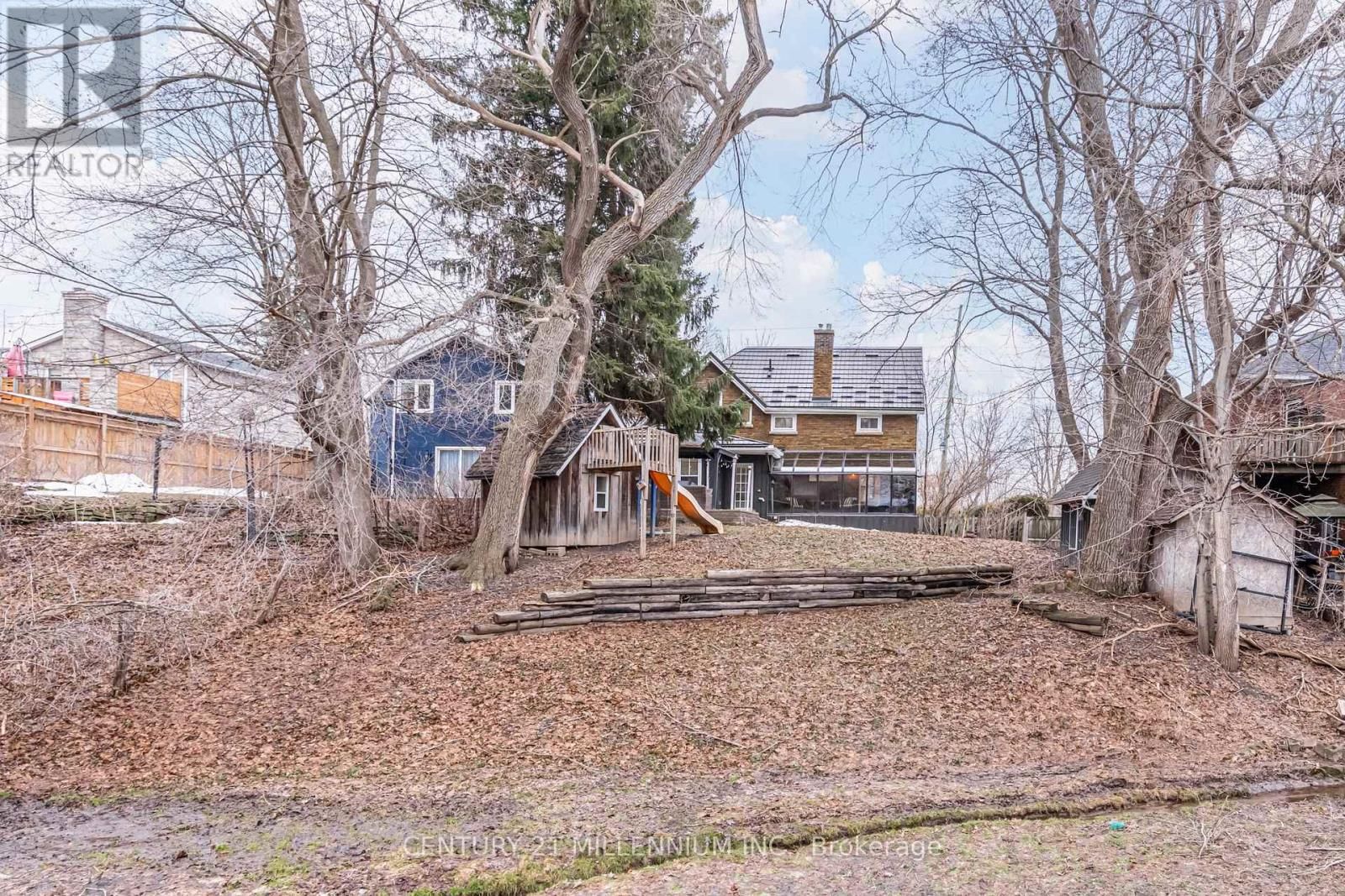 15614 MCLAUGHLIN ROAD Image 42