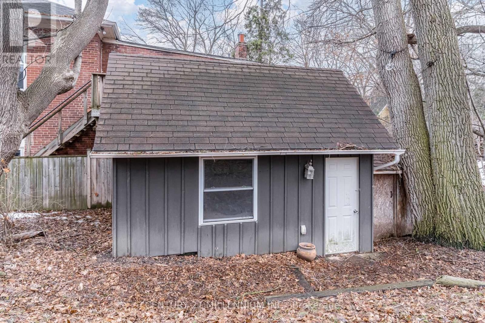 15614 MCLAUGHLIN ROAD Image 44