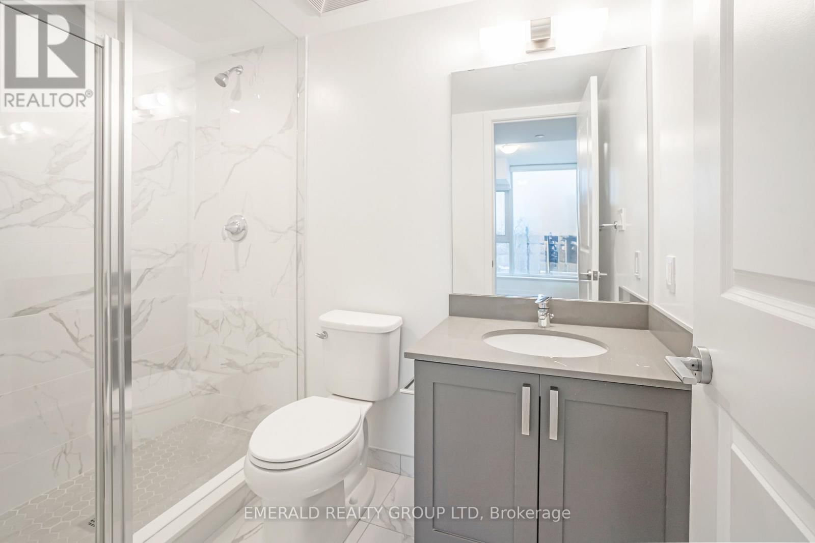 616 - 556 MARLEE AVENUE Image 27