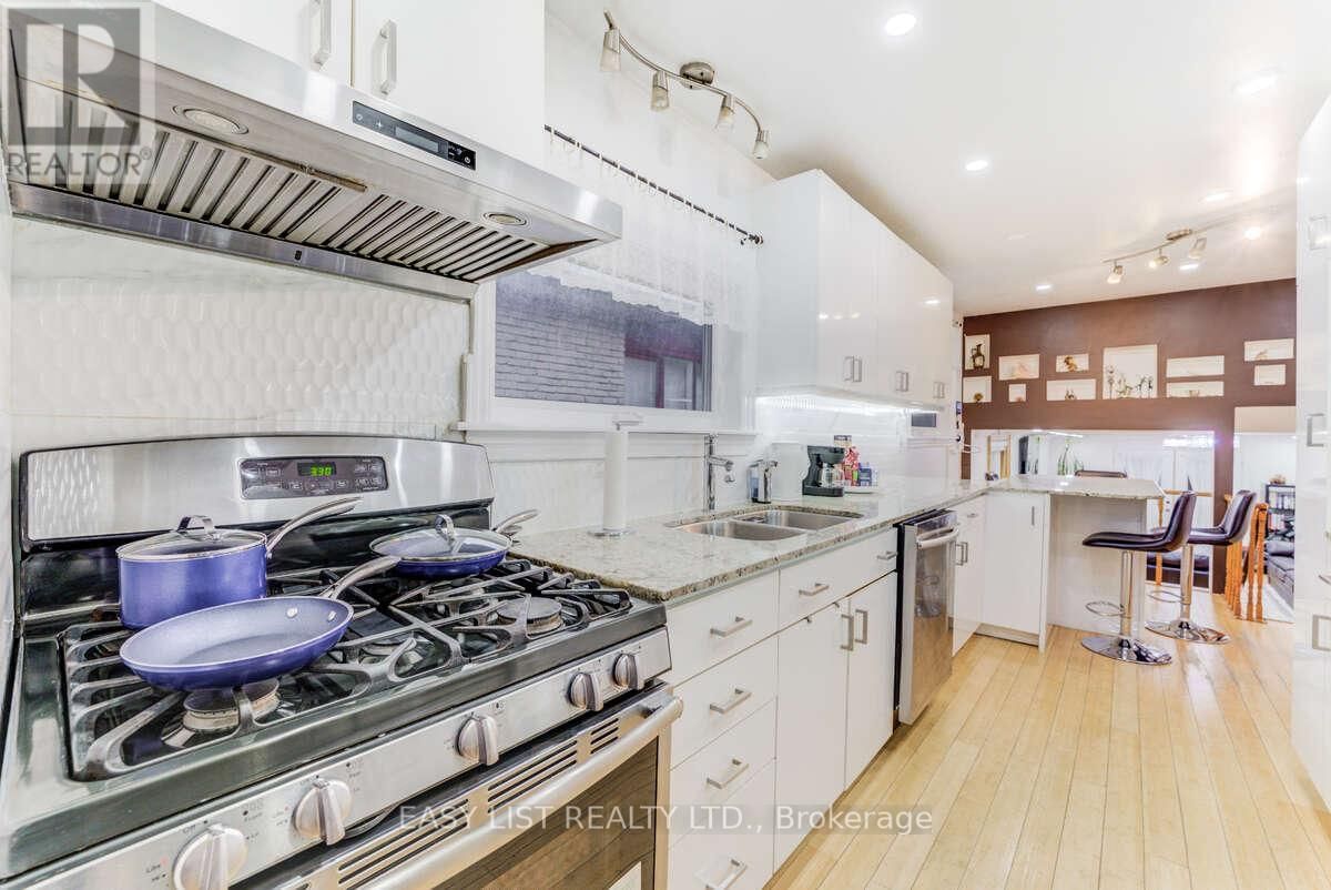 946 MCBRIDE AVENUE Image 5