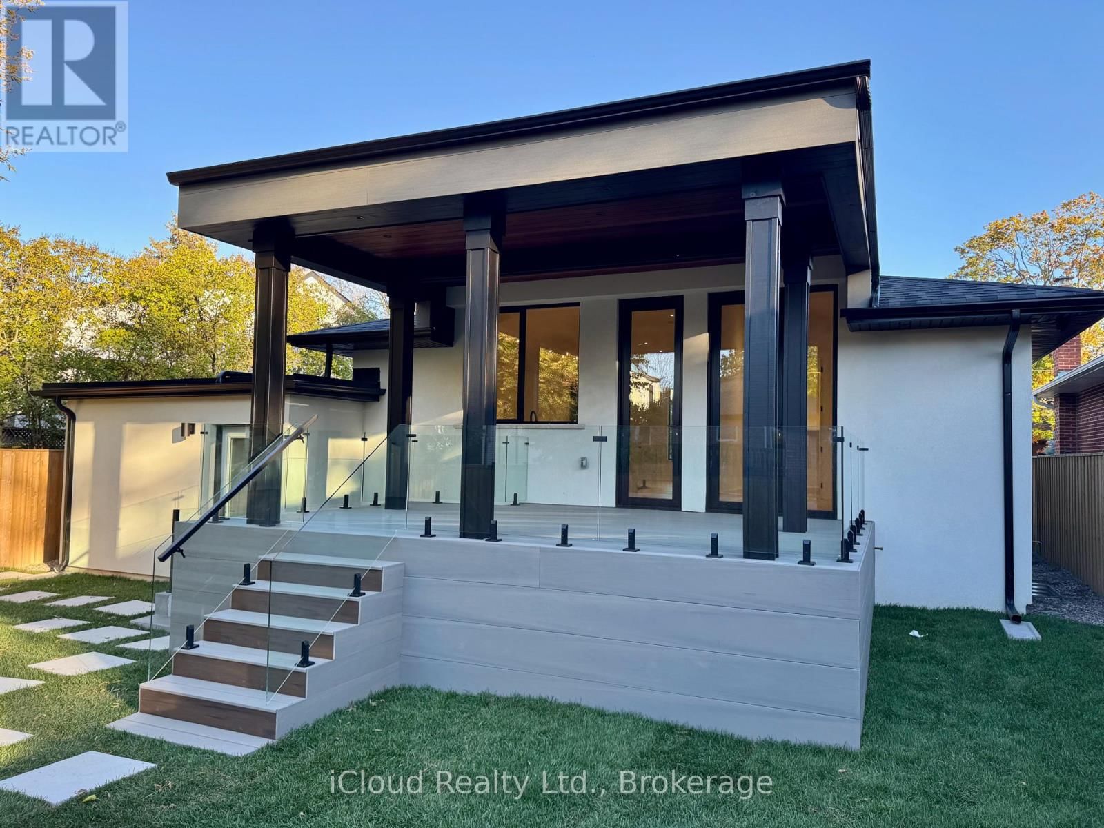 201 TROY STREET Image 45