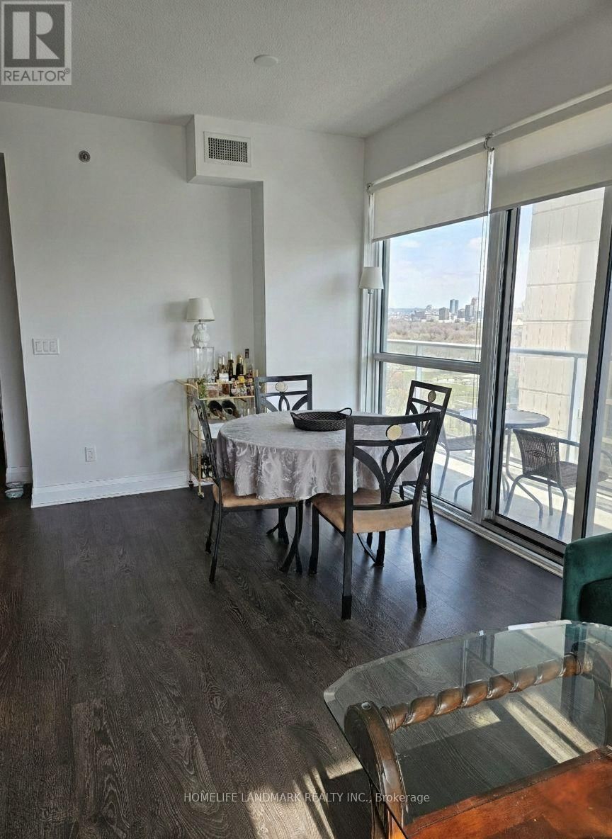 705 - 55 SPEERS ROAD Image 4