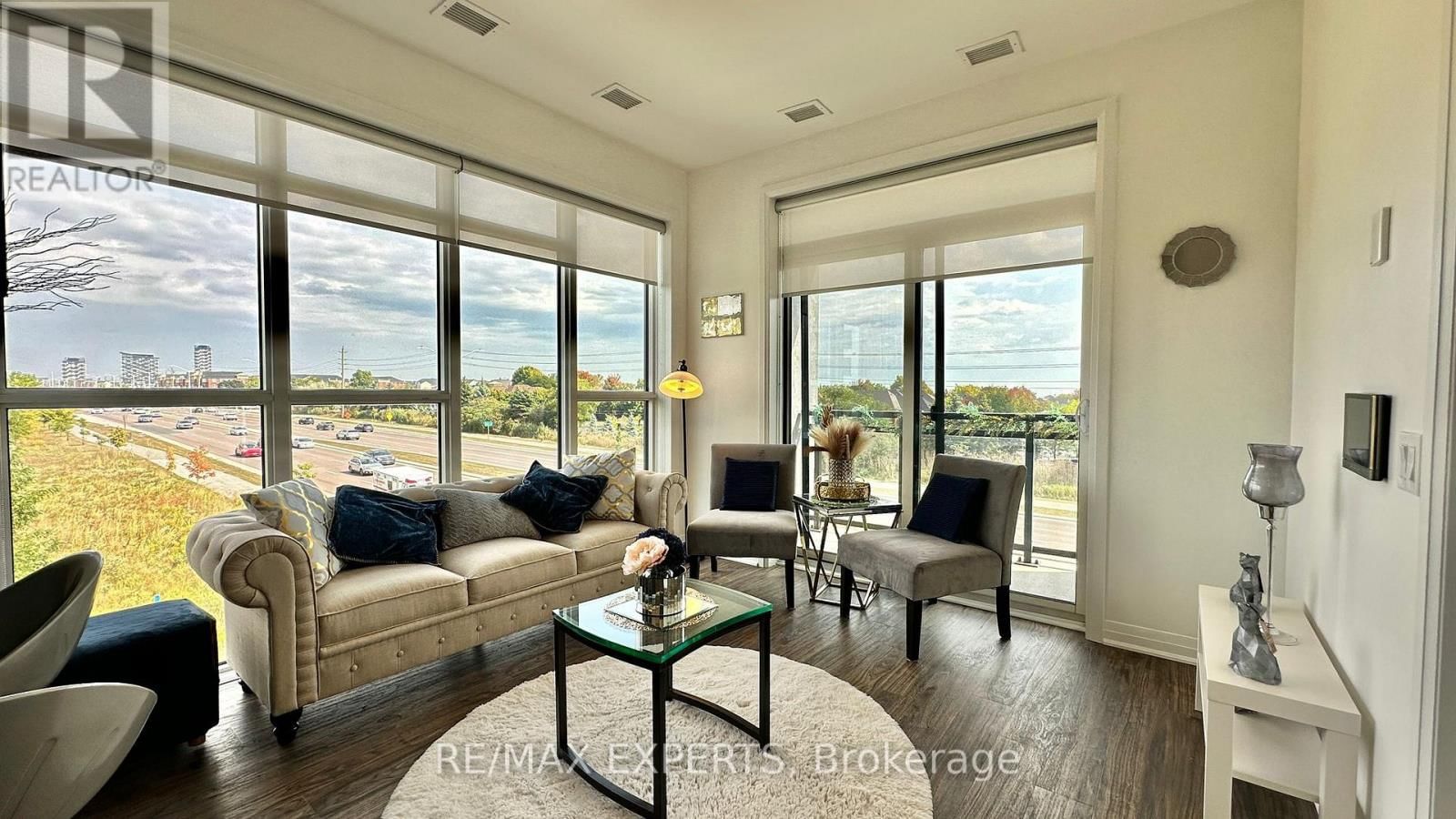 206 - 95 DUNDAS STREET WEST Image 20