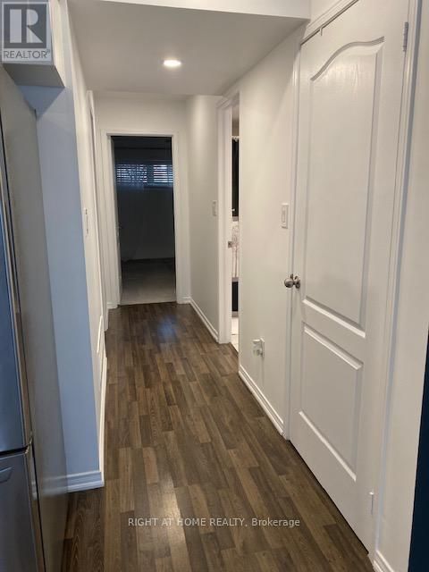 1 - 43 HAYS BOULEVARD Image 16