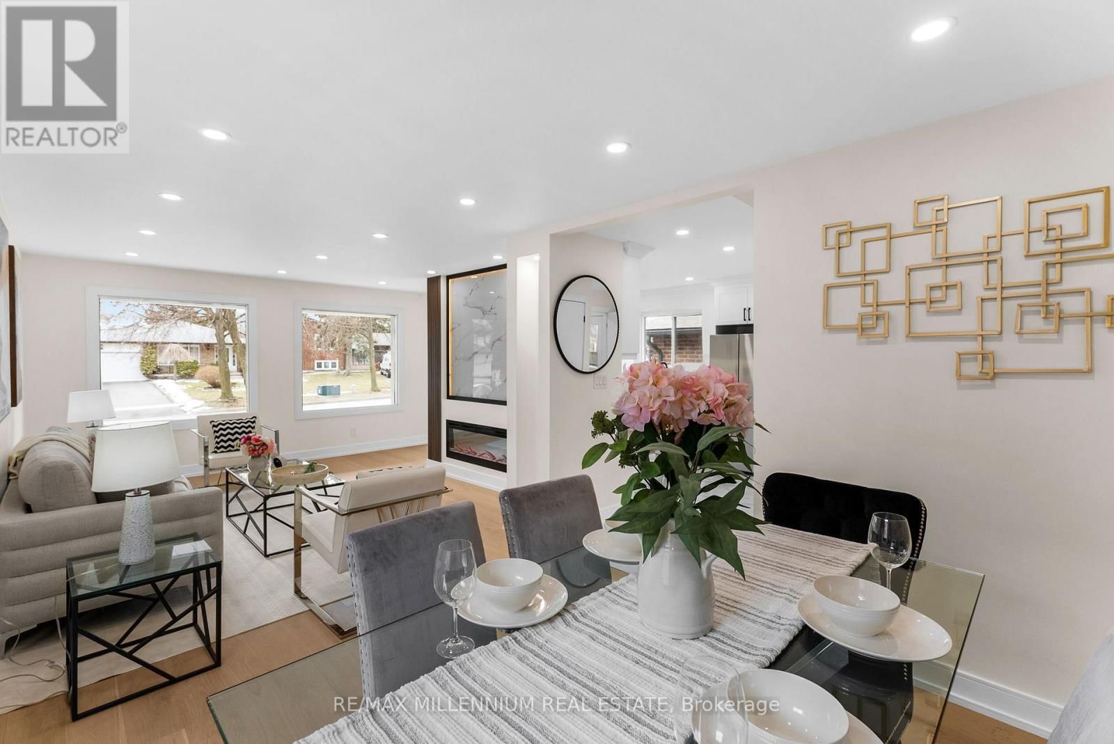 2437 CHILSWORTHY AVENUE Image 11