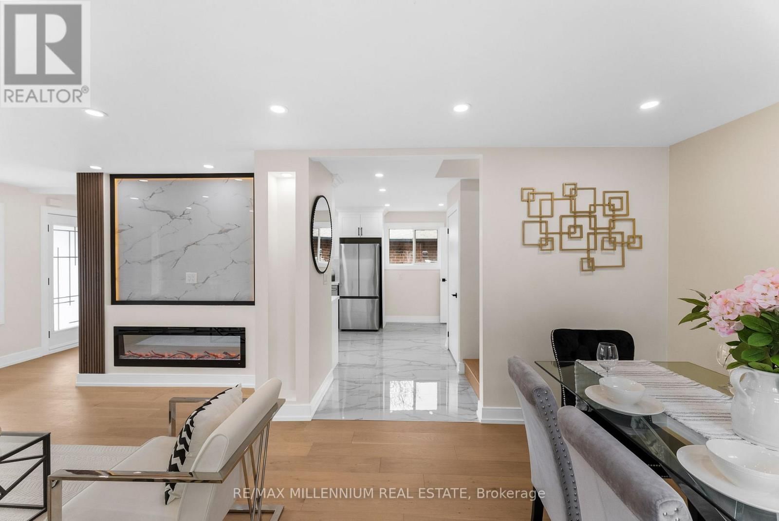 2437 CHILSWORTHY AVENUE Image 12