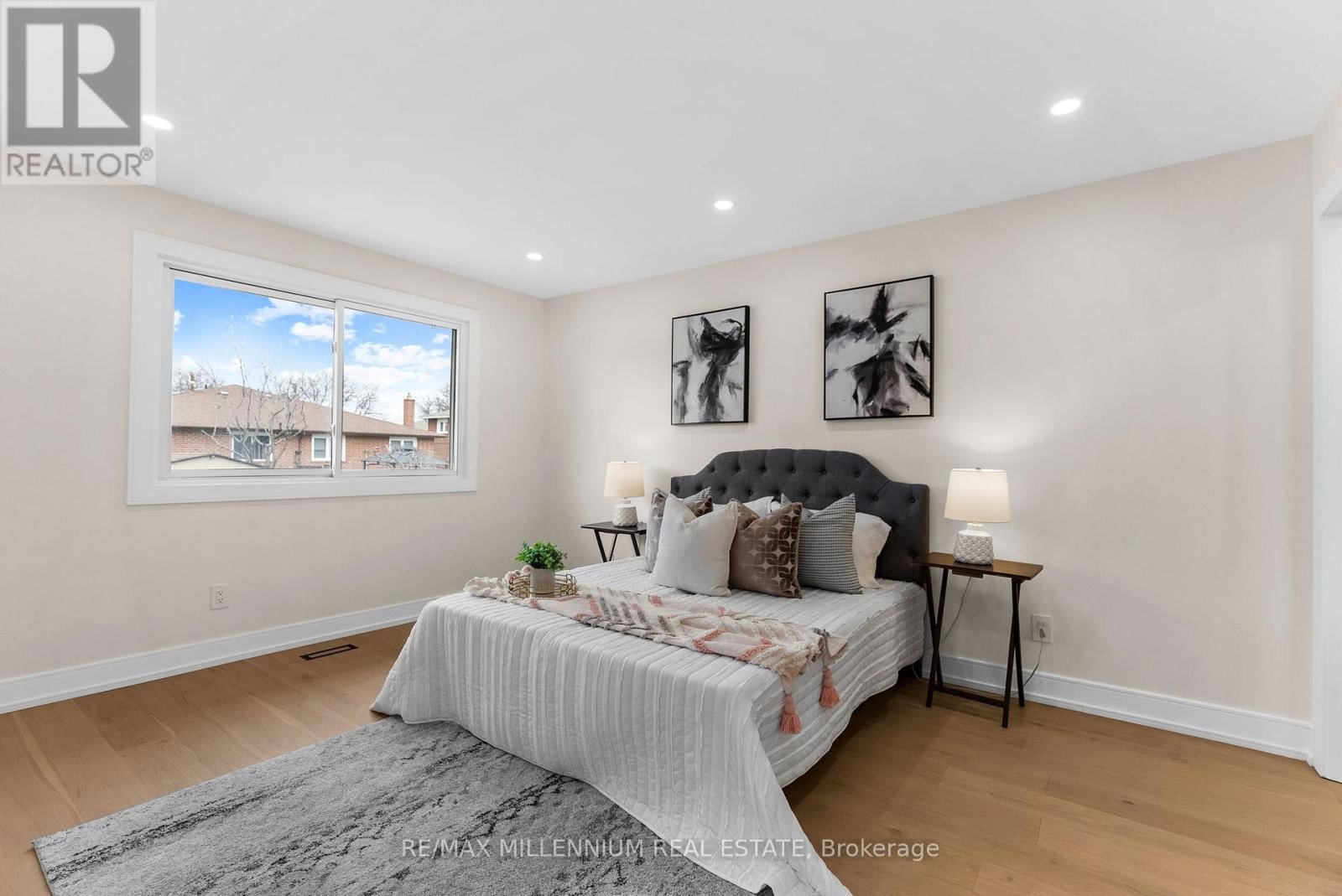 2437 CHILSWORTHY AVENUE Image 18