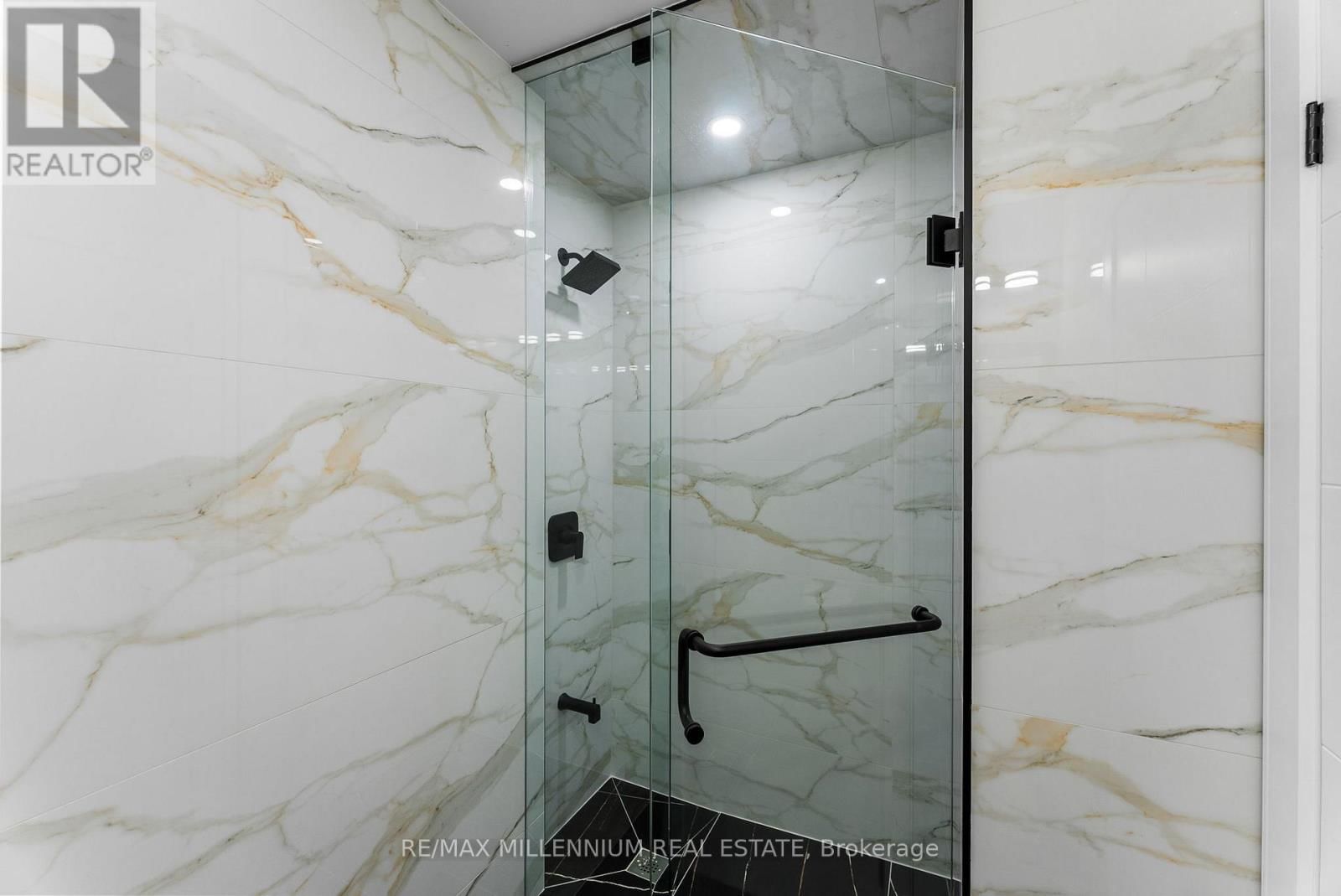 2437 CHILSWORTHY AVENUE Image 27