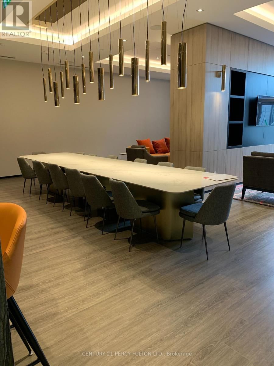 2508 - 7 MABELLE AVENUE Image 16